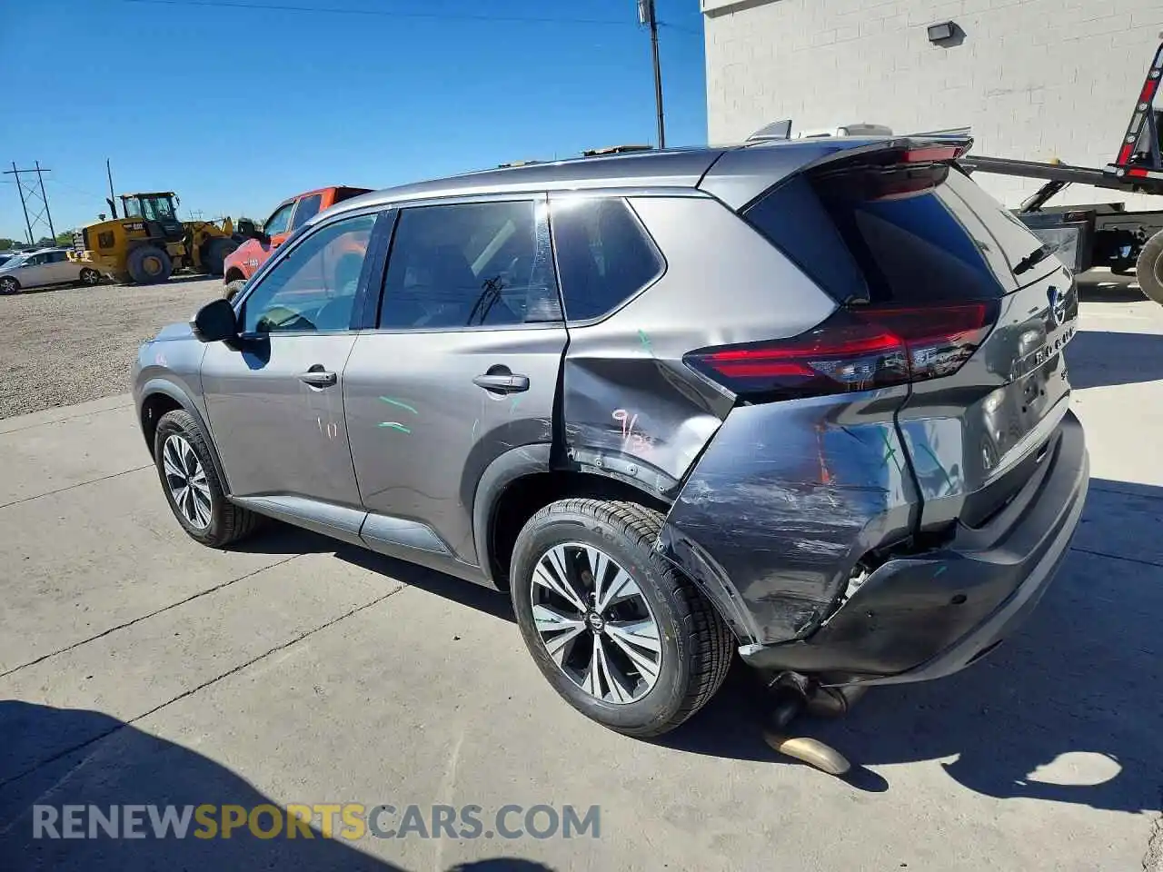 2 fotografías del automóvil dañado 5N1AT3BA4MC730478 NISSAN ROGUE 2021