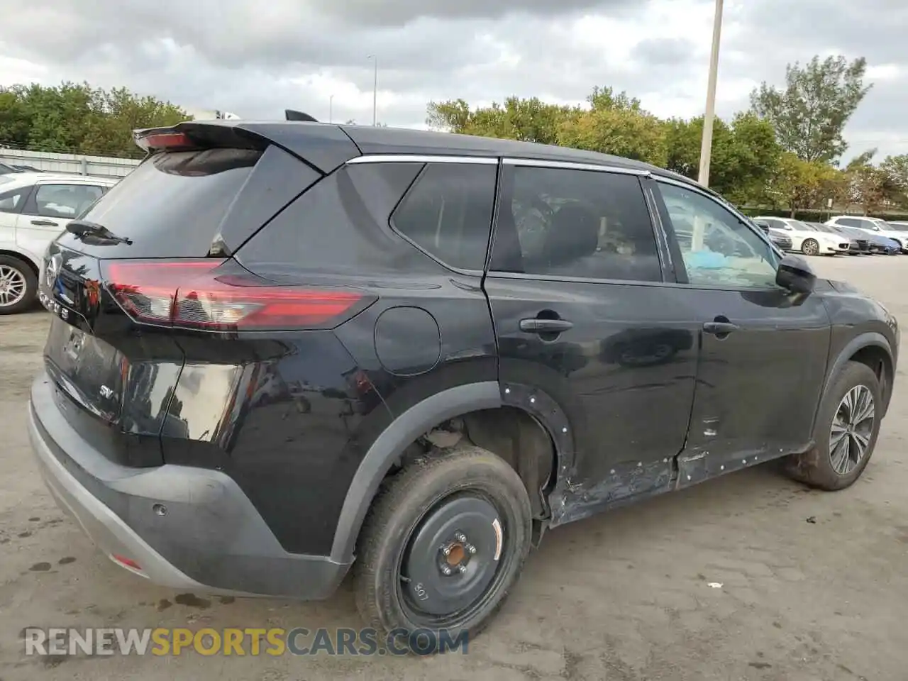 3 Photograph of a damaged car 5N1AT3BA4MC741190 NISSAN ROGUE 2021