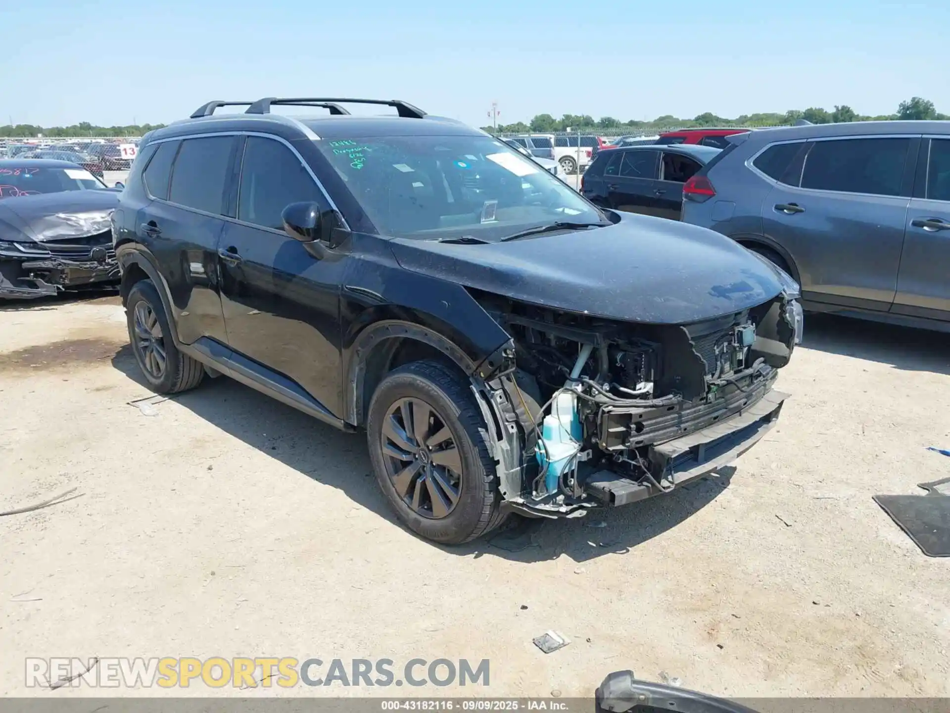1 Photograph of a damaged car 5N1AT3BA4MC810363 NISSAN ROGUE 2021