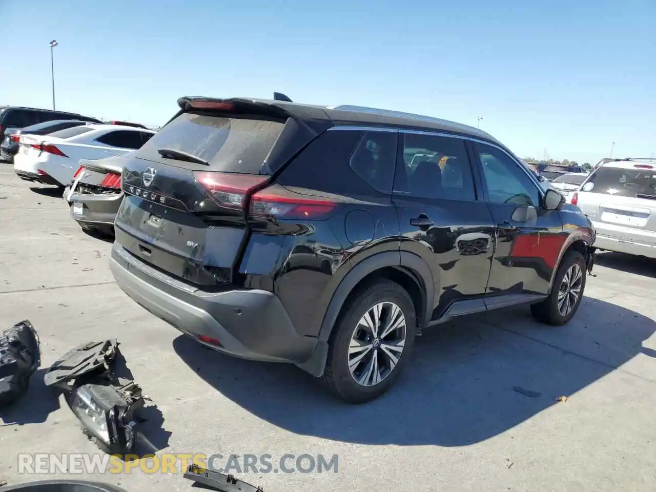 3 Photograph of a damaged car 5N1AT3BA4MC812386 NISSAN ROGUE 2021