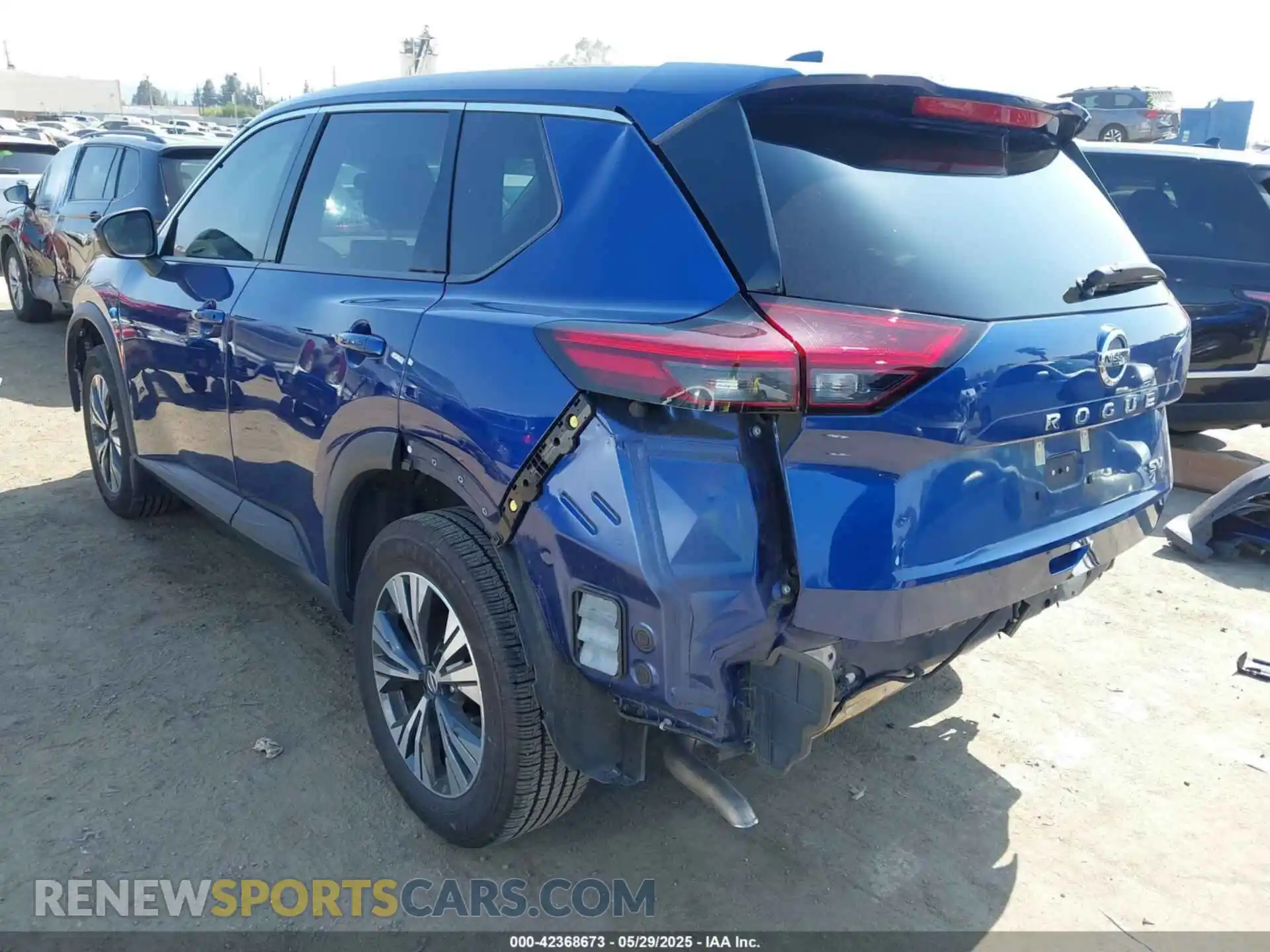 3 fotografías del automóvil dañado 5N1AT3BA5MC821839 NISSAN ROGUE 2021
