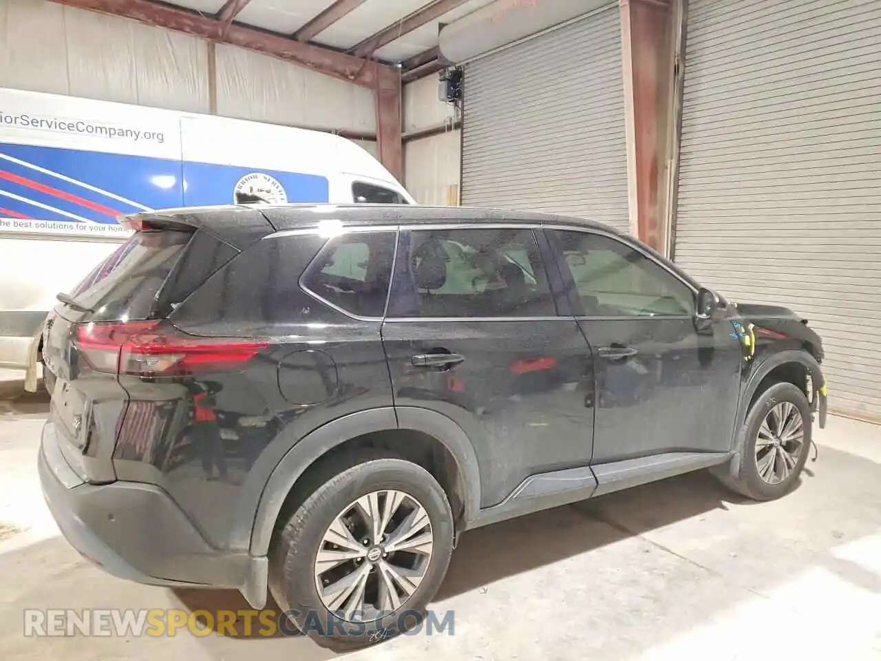3 Photograph of a damaged car 5N1AT3BA6MC684300 NISSAN ROGUE 2021