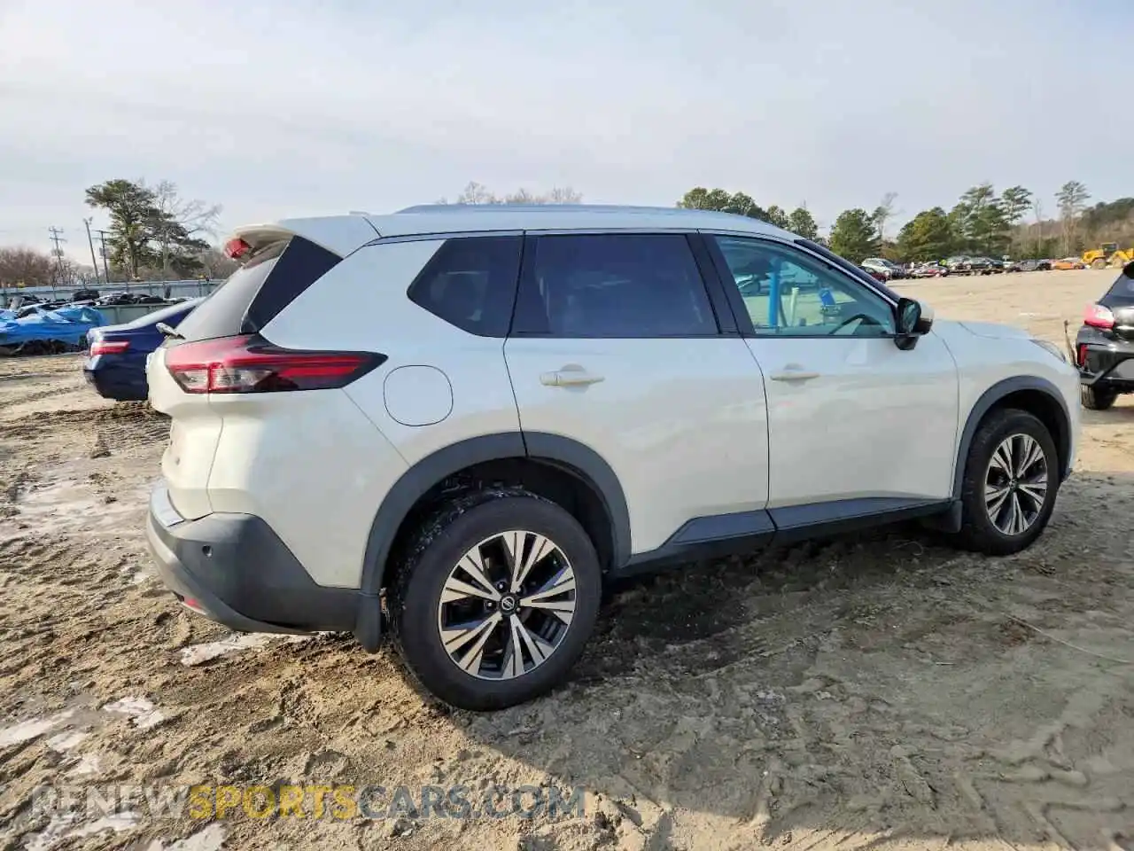 3 Photograph of a damaged car 5N1AT3BA6MC725461 NISSAN ROGUE 2021