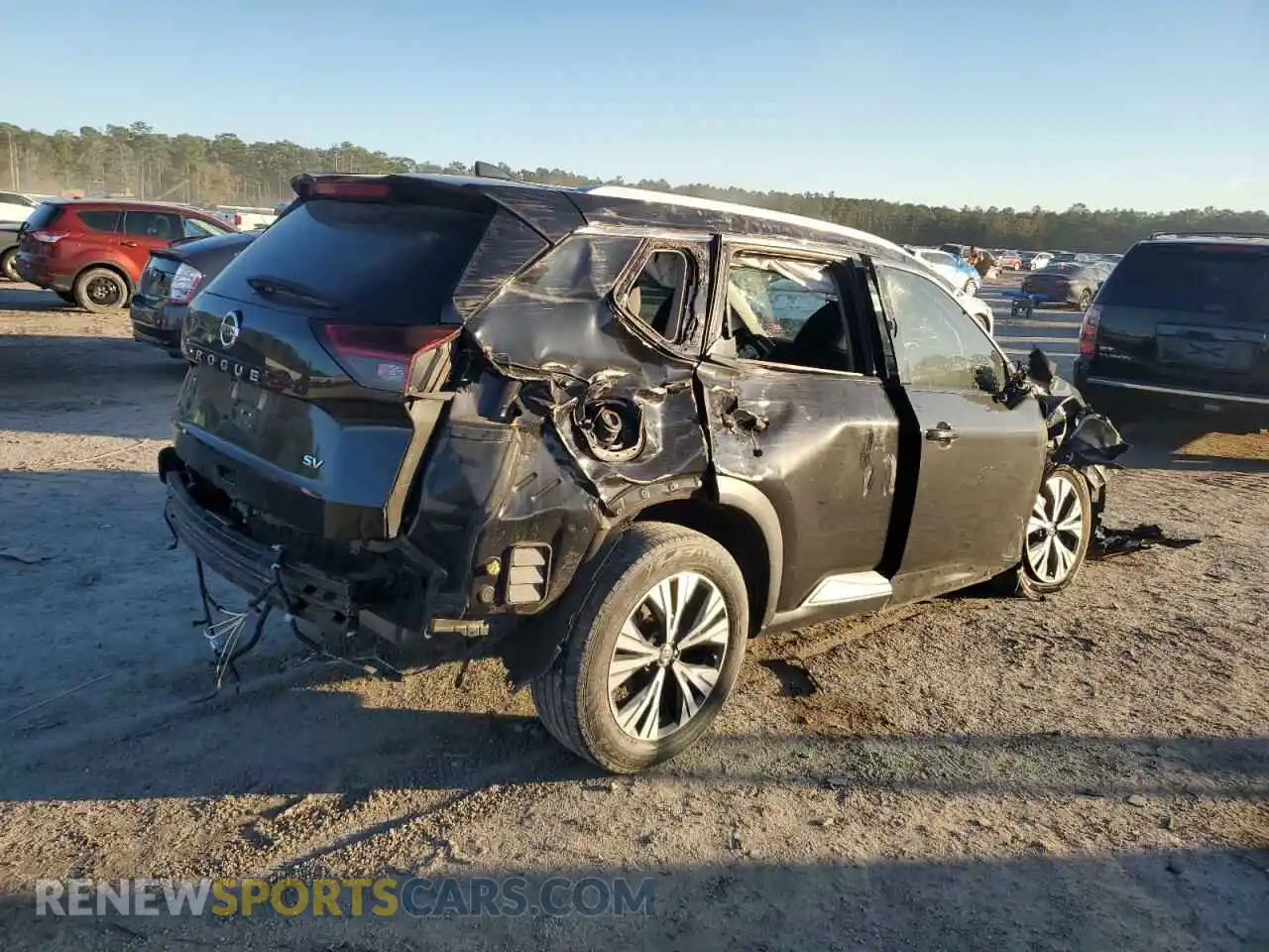 3 Photograph of a damaged car 5N1AT3BA6MC765829 NISSAN ROGUE 2021