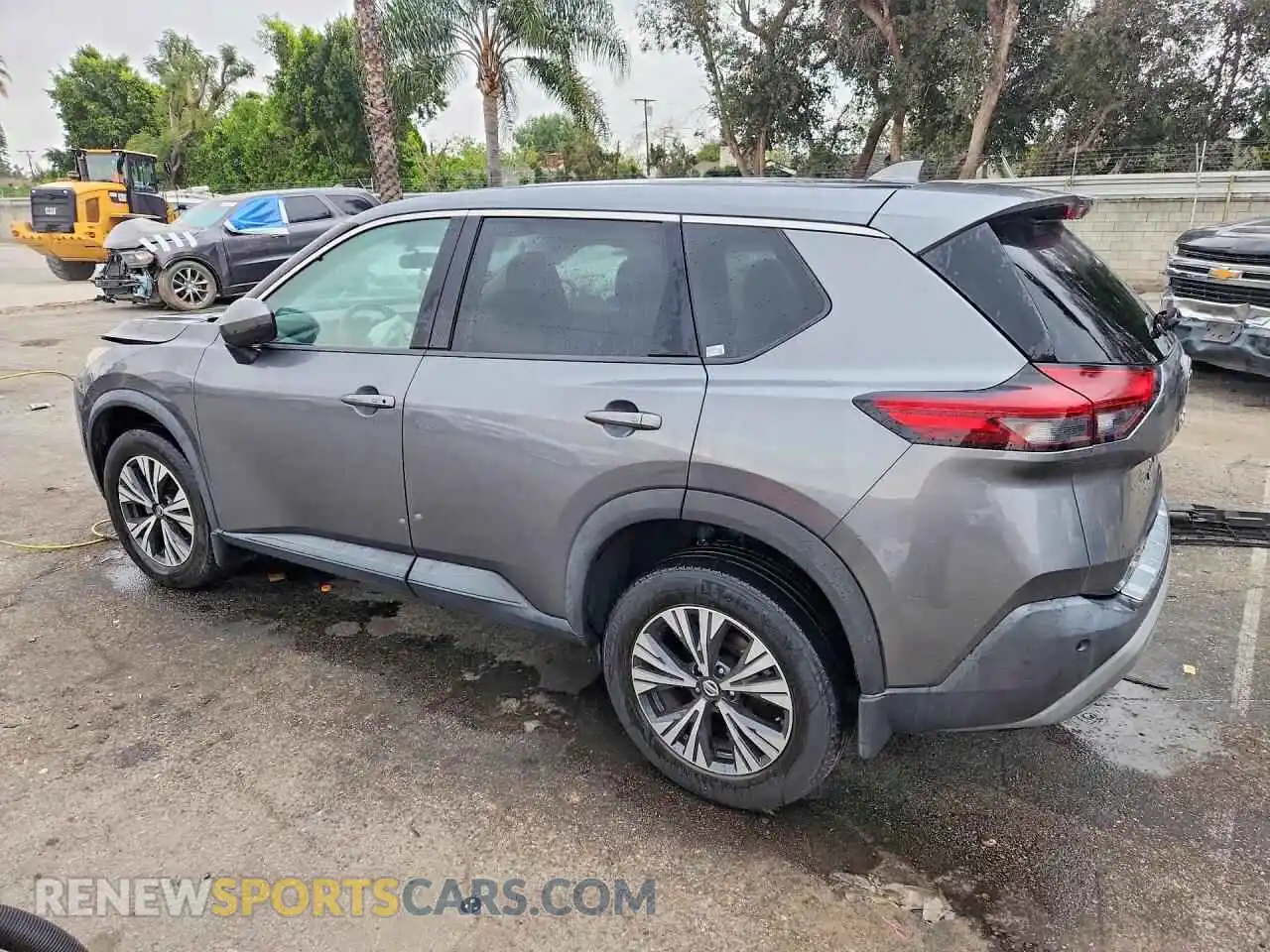 2 fotografías del automóvil dañado 5N1AT3BA6MC770383 NISSAN ROGUE 2021
