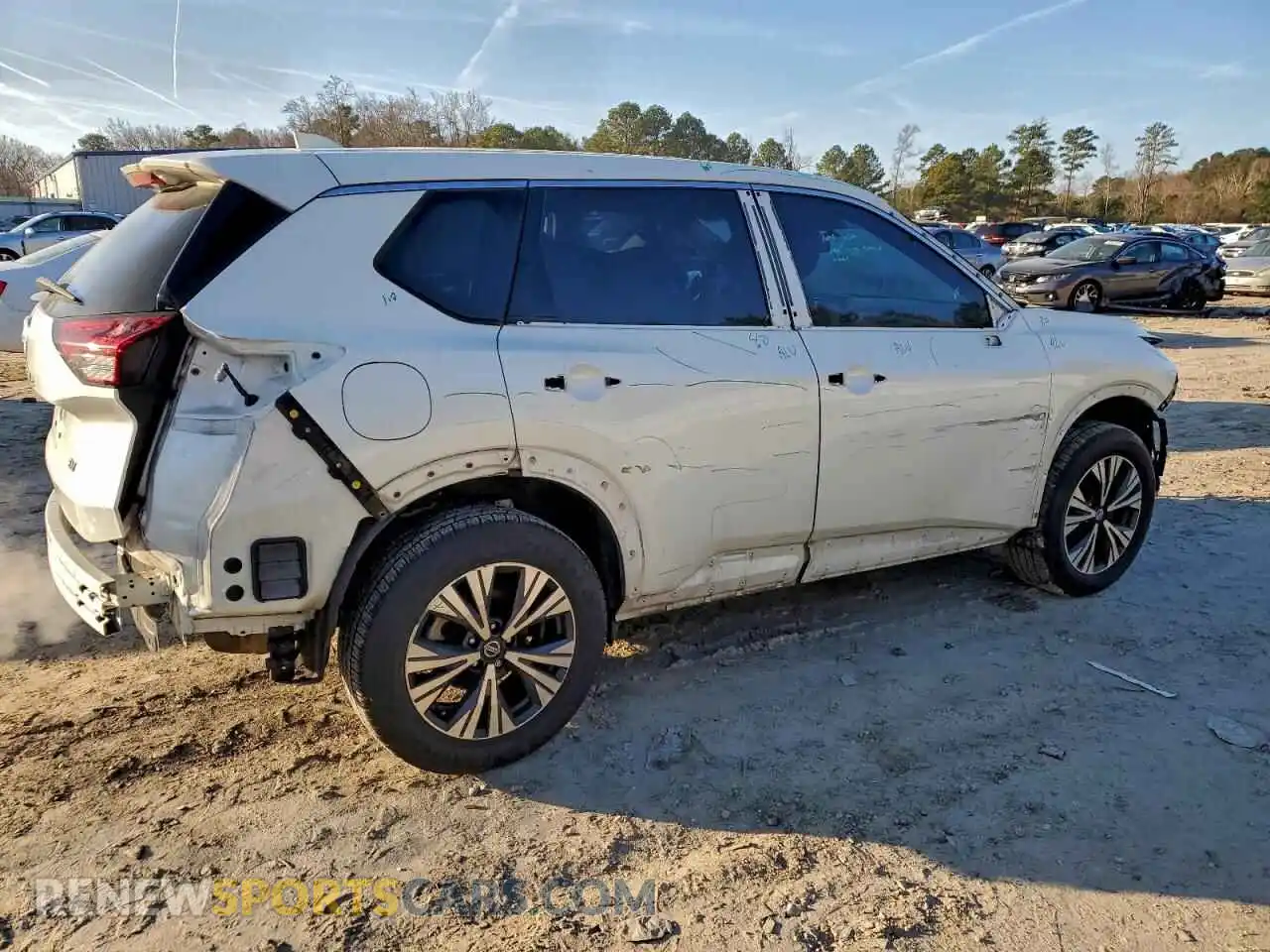 3 Photograph of a damaged car 5N1AT3BA6MC829321 NISSAN ROGUE 2021