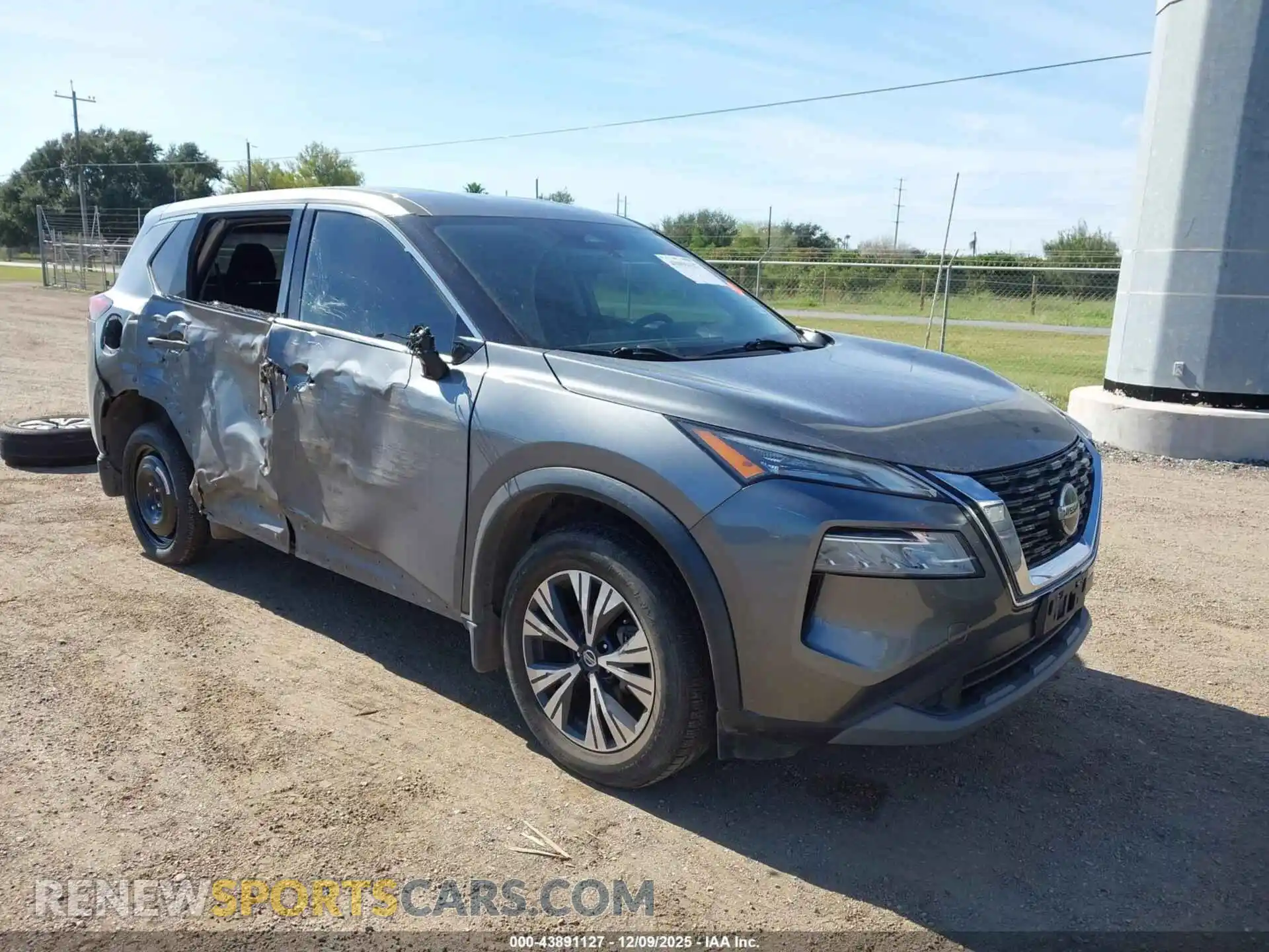1 Photograph of a damaged car 5N1AT3BA7MC685553 NISSAN ROGUE 2021