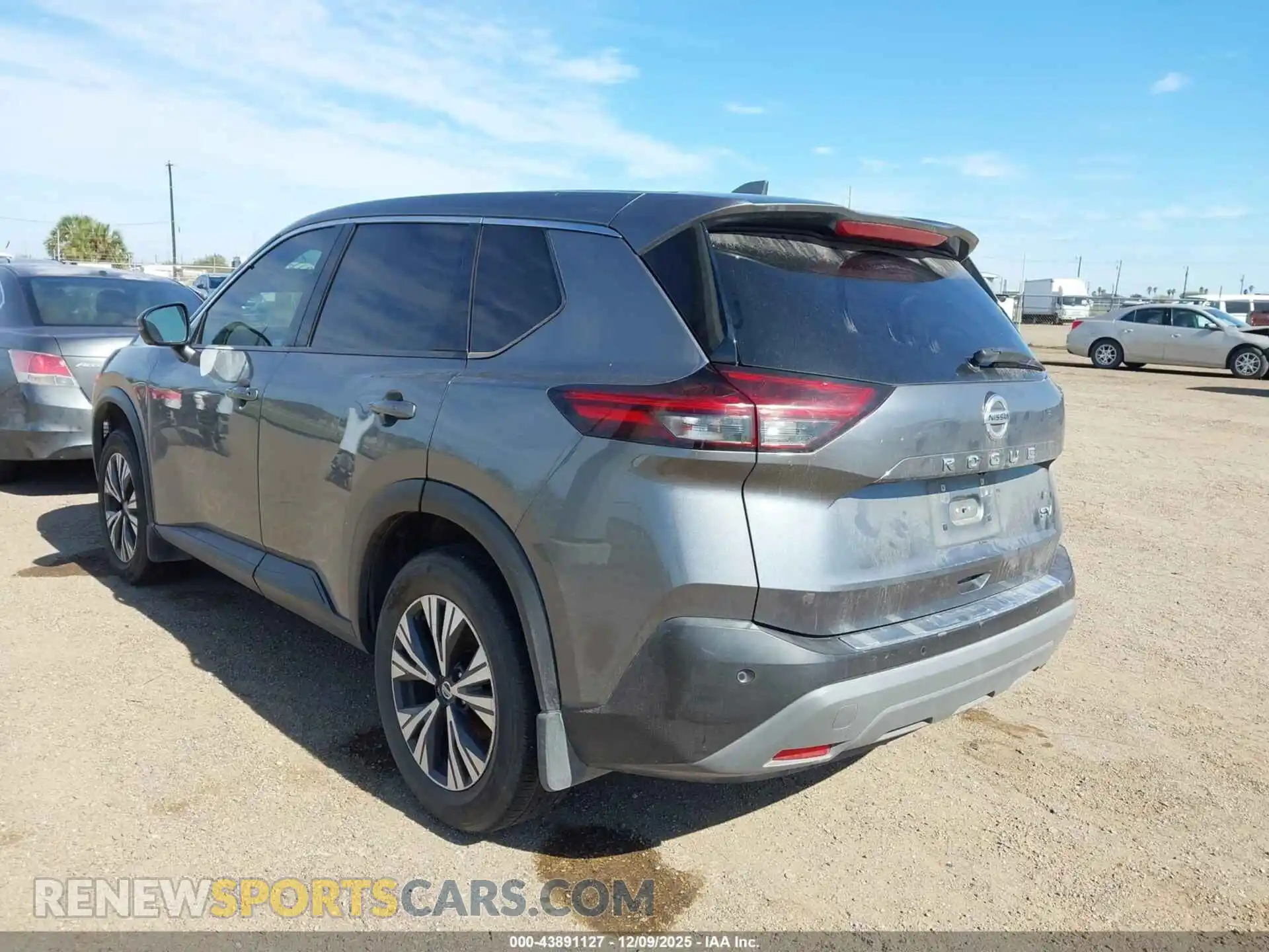 3 Photograph of a damaged car 5N1AT3BA7MC685553 NISSAN ROGUE 2021