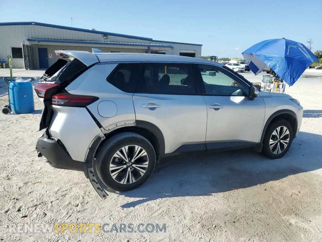 3 Photograph of a damaged car 5N1AT3BA8MC701632 NISSAN ROGUE 2021