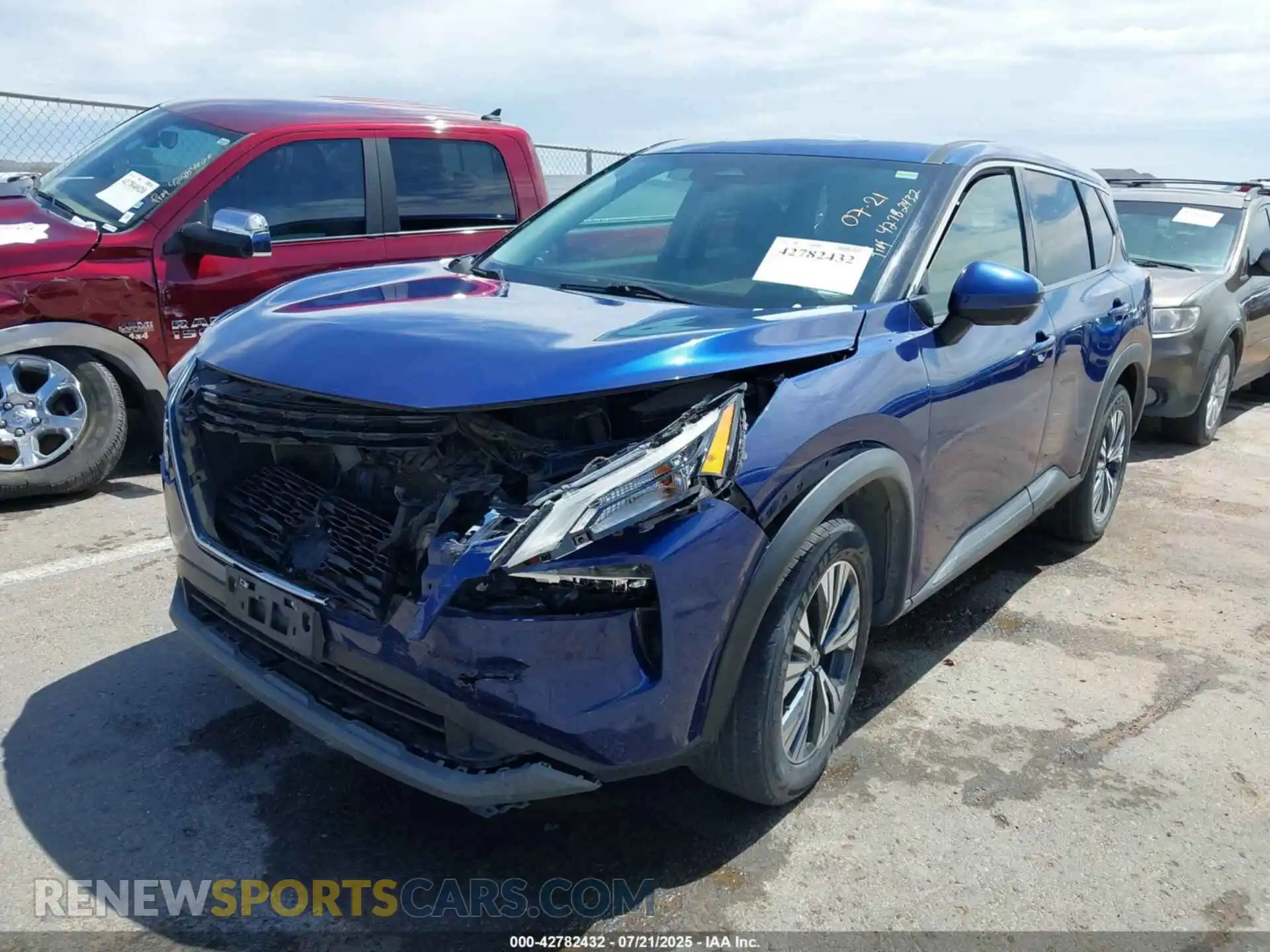 2 Photograph of a damaged car 5N1AT3BA8MC738082 NISSAN ROGUE 2021