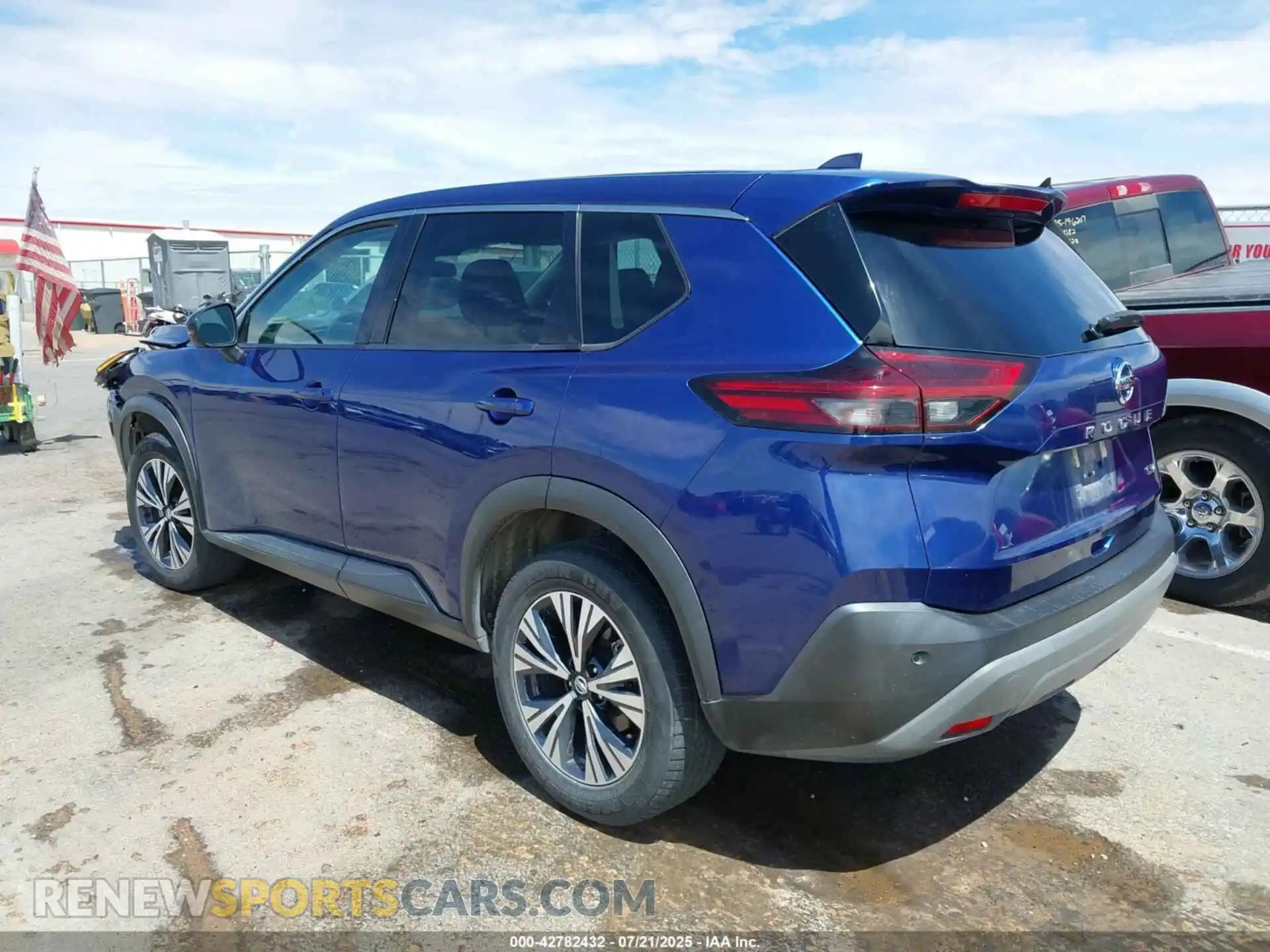 3 Photograph of a damaged car 5N1AT3BA8MC738082 NISSAN ROGUE 2021
