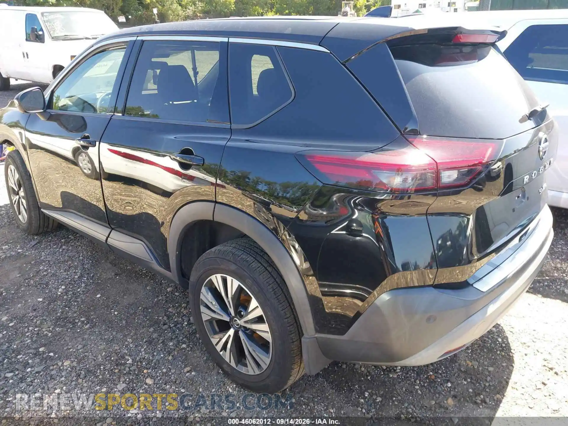 3 Photograph of a damaged car 5N1AT3BB1MC741303 NISSAN ROGUE 2021