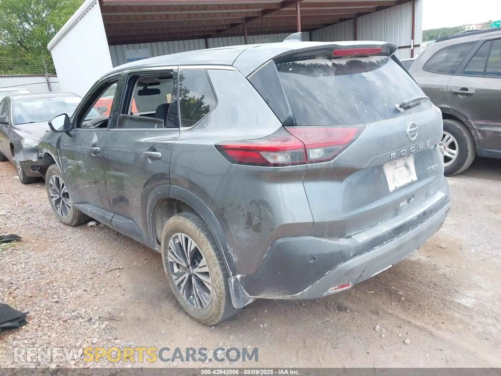 3 Photograph of a damaged car 5N1AT3BB4MC720896 NISSAN ROGUE 2021