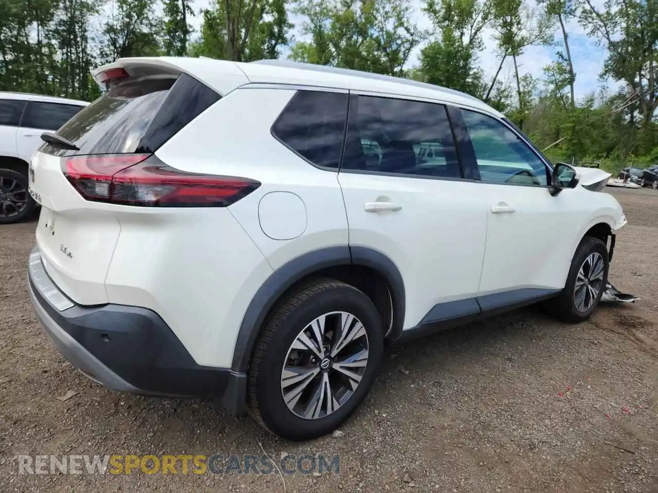 3 Photograph of a damaged car 5N1AT3BB4MC748715 NISSAN ROGUE 2021