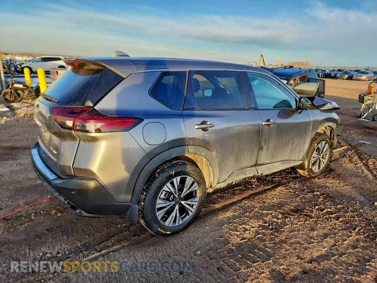 3 Photograph of a damaged car 5N1AT3BB5MC774448 NISSAN ROGUE 2021