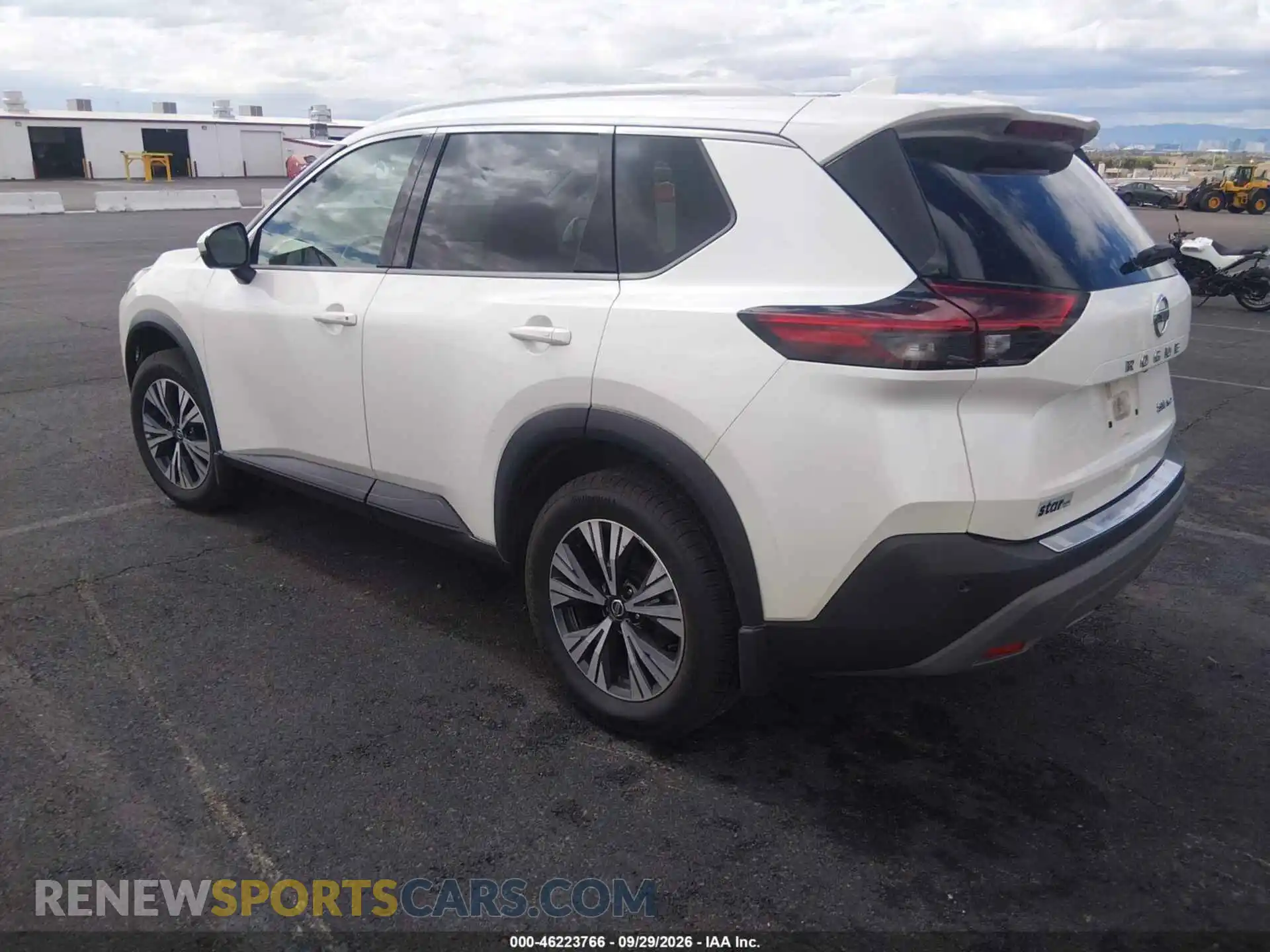 3 Photograph of a damaged car 5N1AT3BBXMC748699 NISSAN ROGUE 2021
