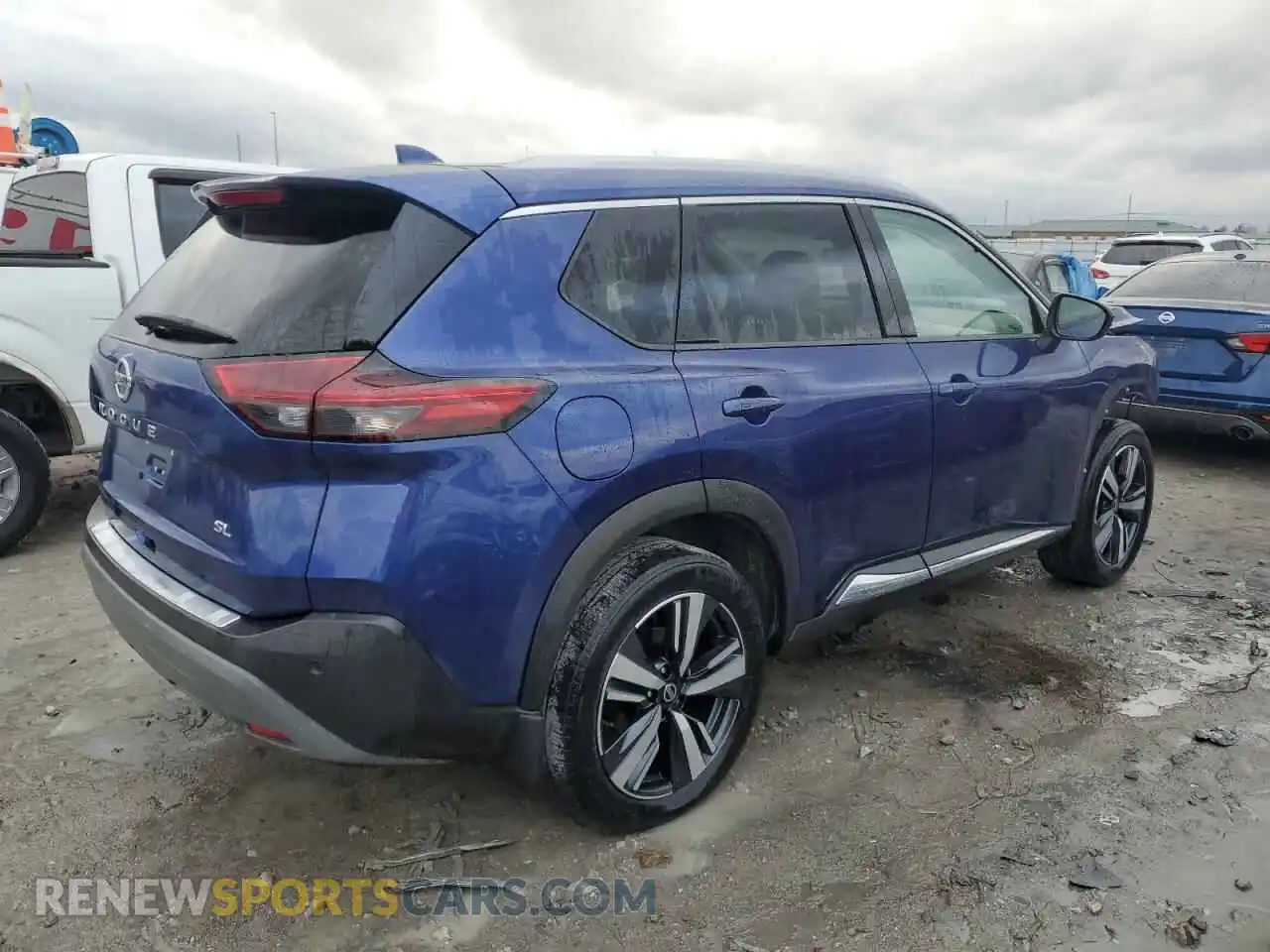 3 Photograph of a damaged car 5N1AT3CA2MC815981 NISSAN ROGUE 2021