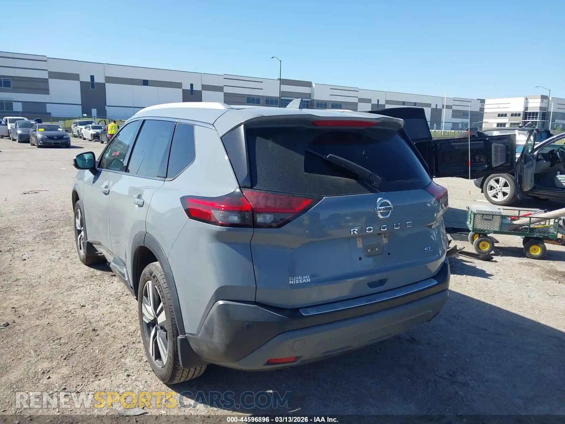 3 Photograph of a damaged car 5N1AT3CA8MC763983 NISSAN ROGUE 2021