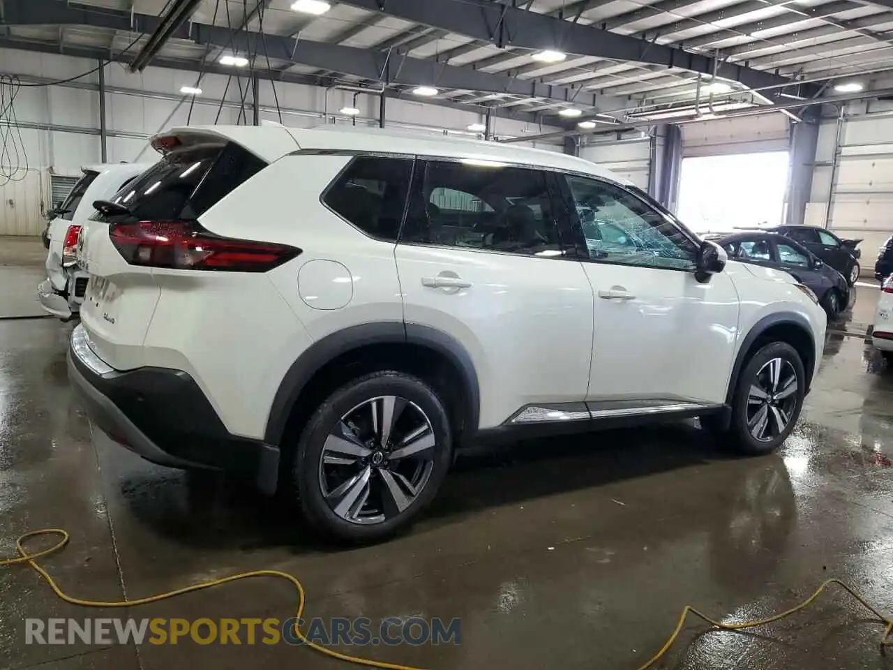 3 Photograph of a damaged car 5N1AT3CB1MC673941 NISSAN ROGUE 2021