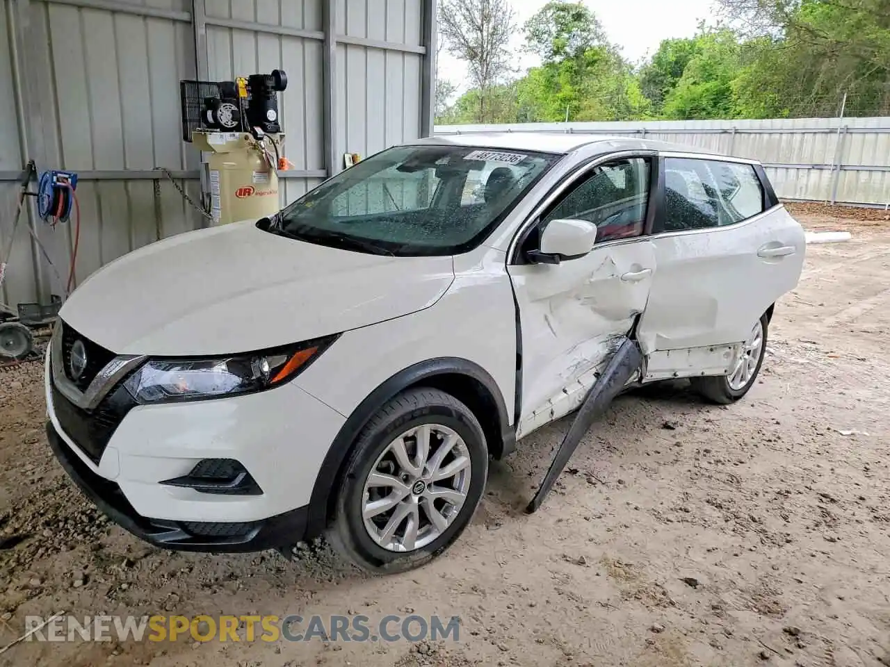 1 Photograph of a damaged car JN1BJ1AV5MW301844 NISSAN ROGUE 2021