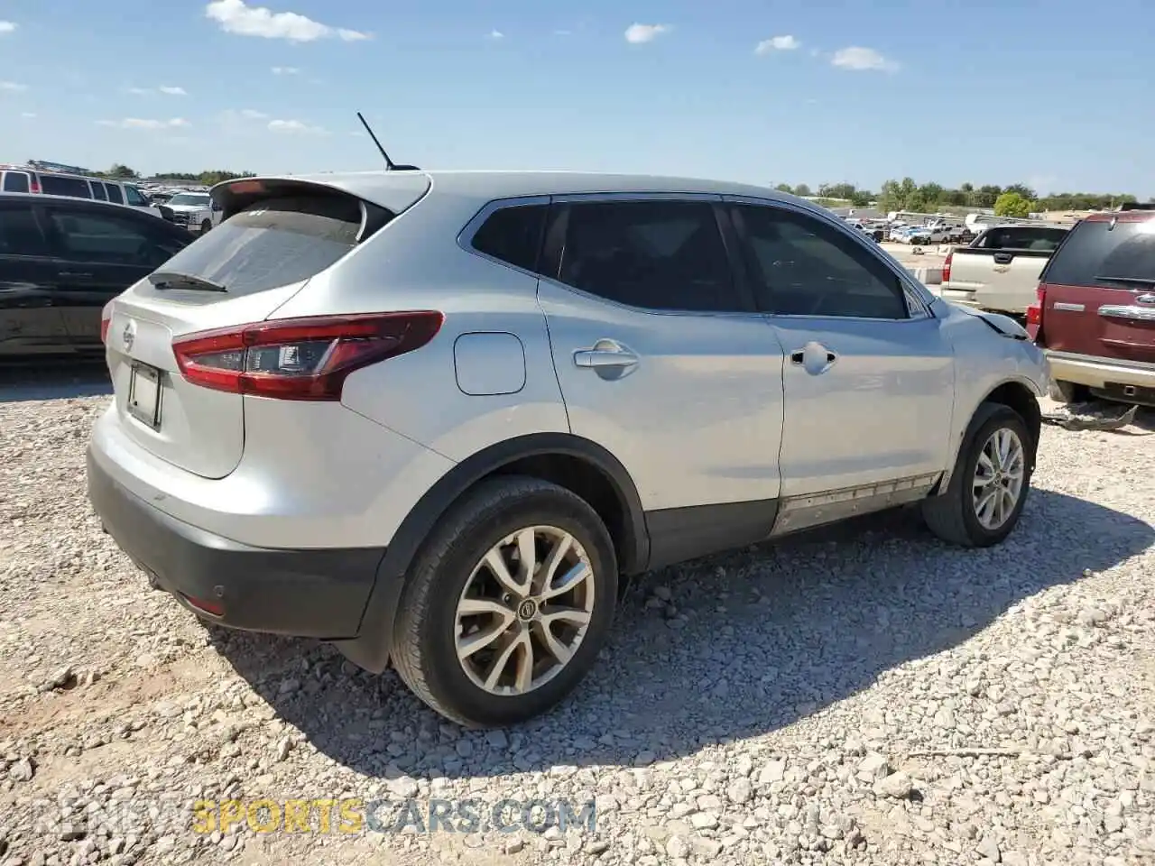 3 Фотография поврежденного автомобиля JN1BJ1AV5MW570233 NISSAN ROGUE 2021