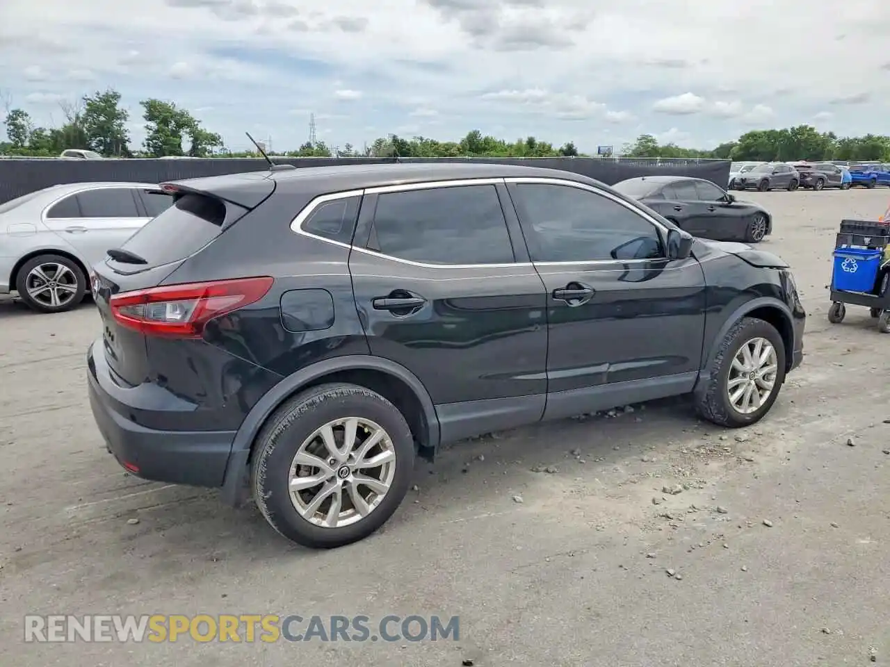 3 Photograph of a damaged car JN1BJ1AVXMW314377 NISSAN ROGUE 2021