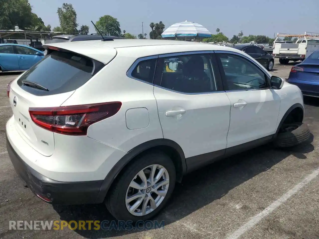 3 Photograph of a damaged car JN1BJ1AW3MW428312 NISSAN ROGUE 2021