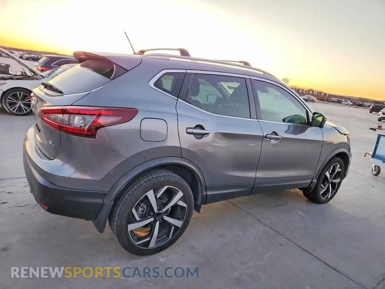 3 Photograph of a damaged car JN1BJ1CV2MW567710 NISSAN ROGUE 2021