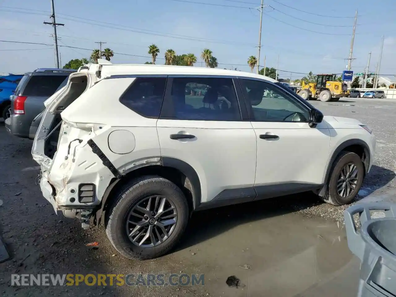 3 Photograph of a damaged car JN8AT3AA7MW005742 NISSAN ROGUE 2021