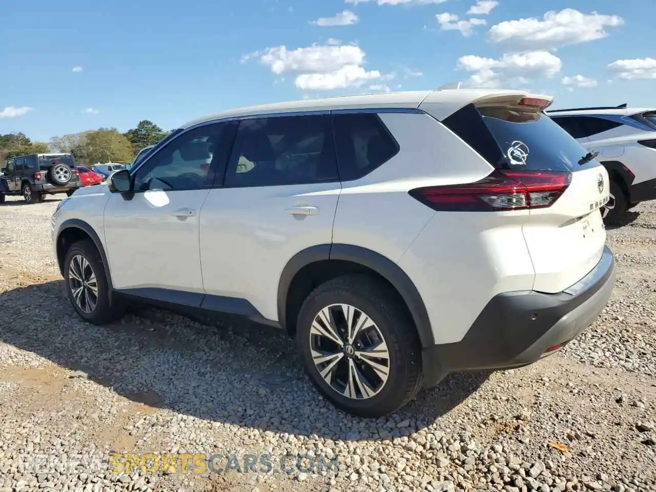 2 Photograph of a damaged car JN8AT3BA2MW006425 NISSAN ROGUE 2021