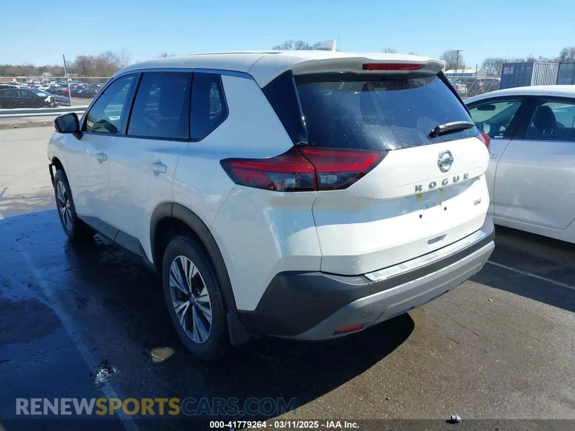 3 Photograph of a damaged car JN8AT3BA5MW015345 NISSAN ROGUE 2021
