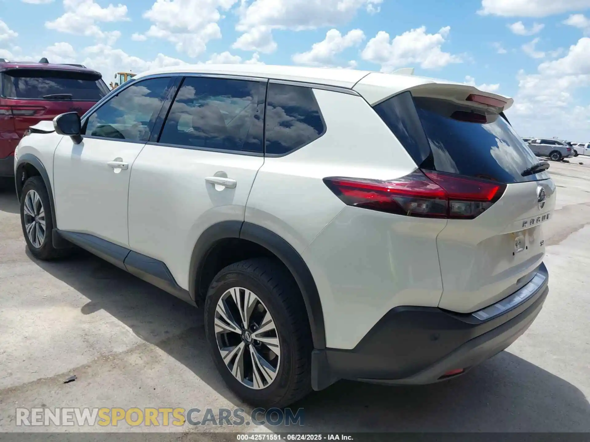 3 Photograph of a damaged car JN8AT3BA7MW009546 NISSAN ROGUE 2021