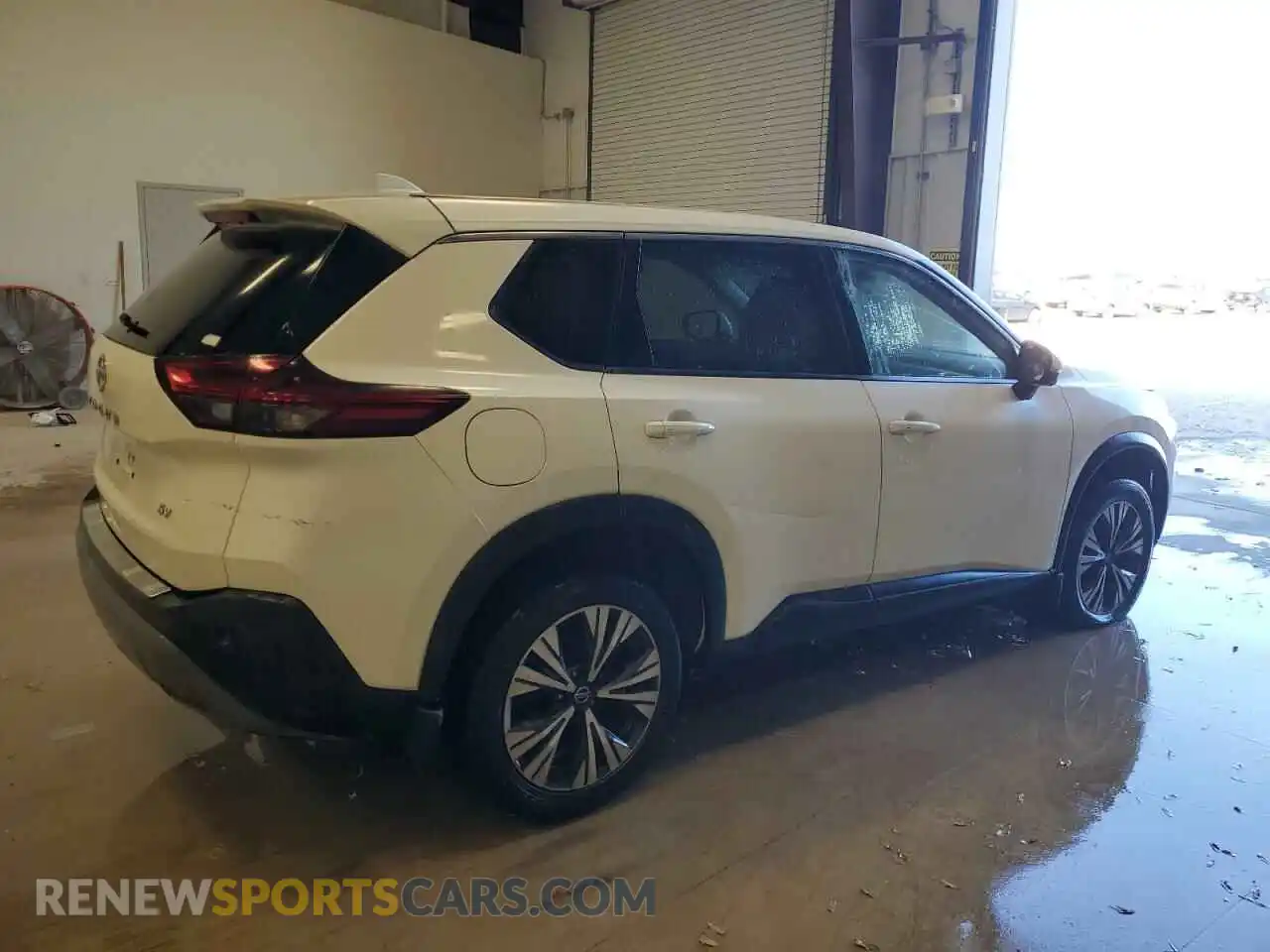 3 Фотография поврежденного автомобиля JN8AT3BA8MW015811 NISSAN ROGUE 2021