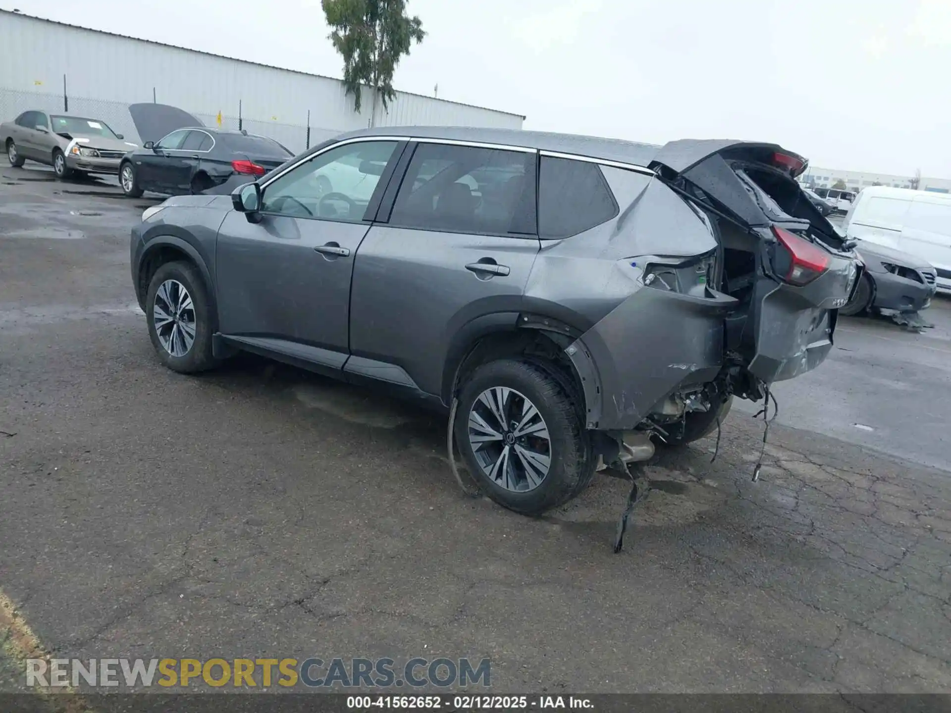 3 Photograph of a damaged car JN8AT3BA8MW025576 NISSAN ROGUE 2021
