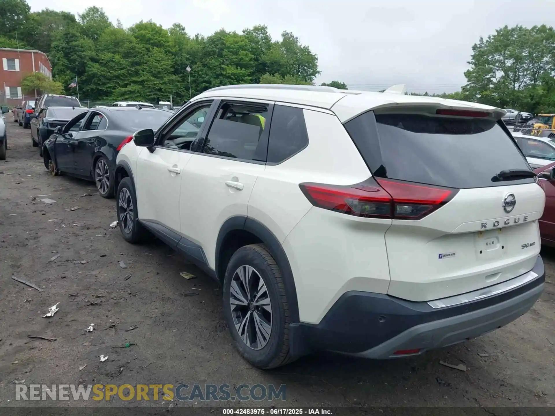 3 Photograph of a damaged car JN8AT3BB8MW222076 NISSAN ROGUE 2021