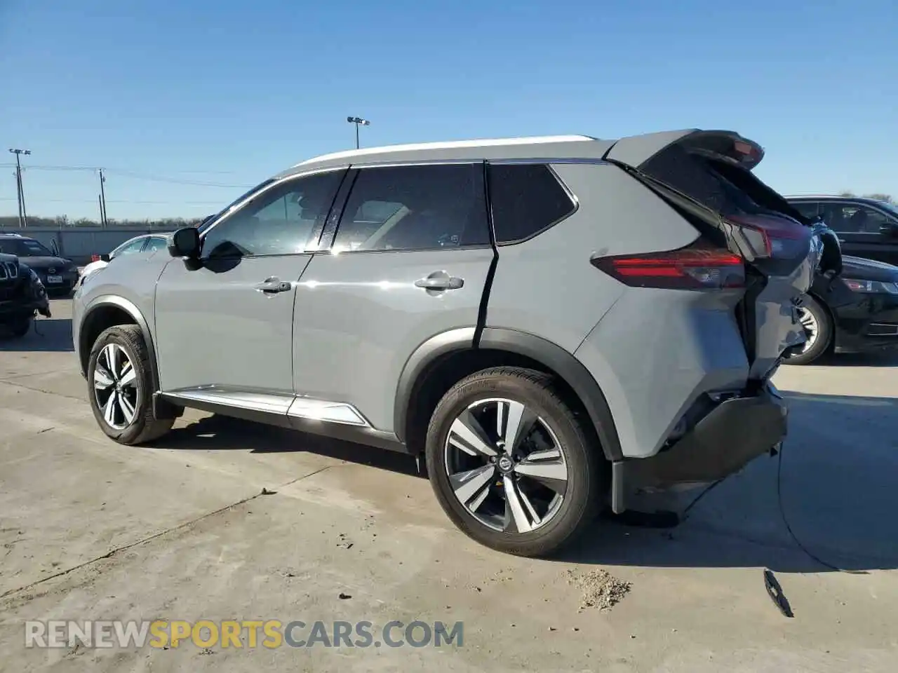 2 Photograph of a damaged car JN8AT3CA1MW028074 NISSAN ROGUE 2021