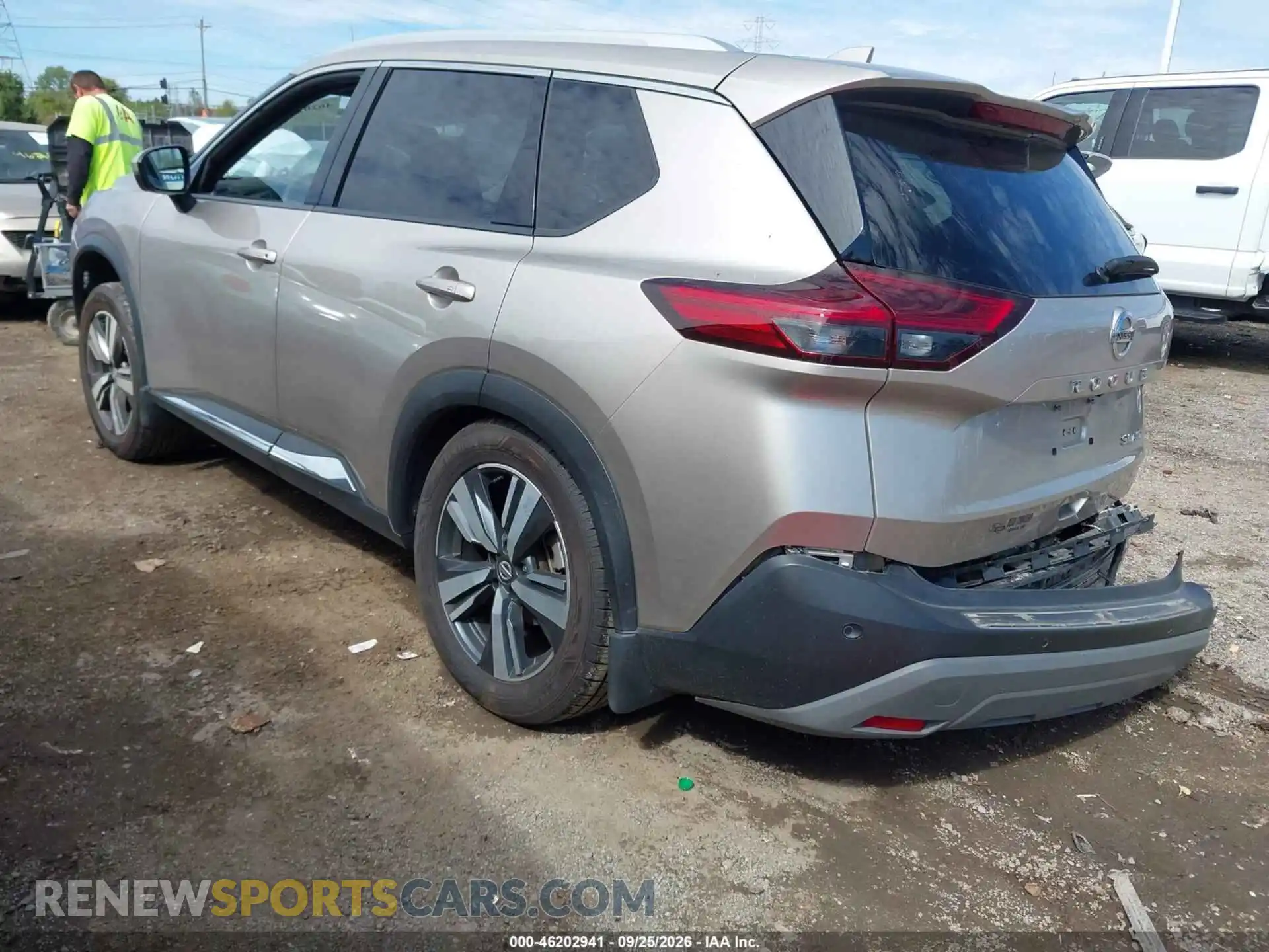 3 Photograph of a damaged car JN8AT3CB8MW229785 NISSAN ROGUE 2021