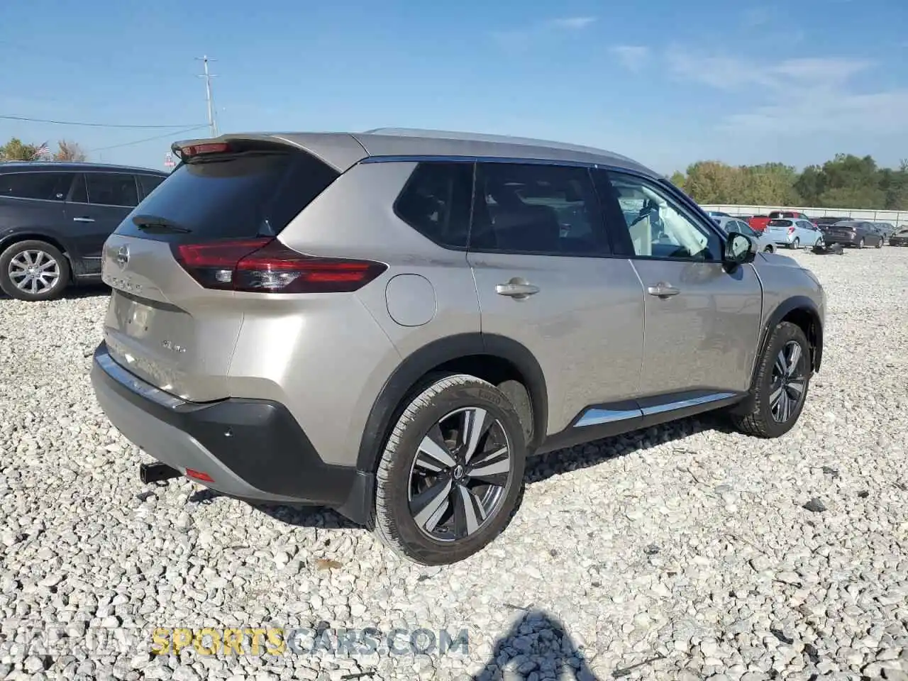 3 Photograph of a damaged car JN8AT3CB8MW239765 NISSAN ROGUE 2021