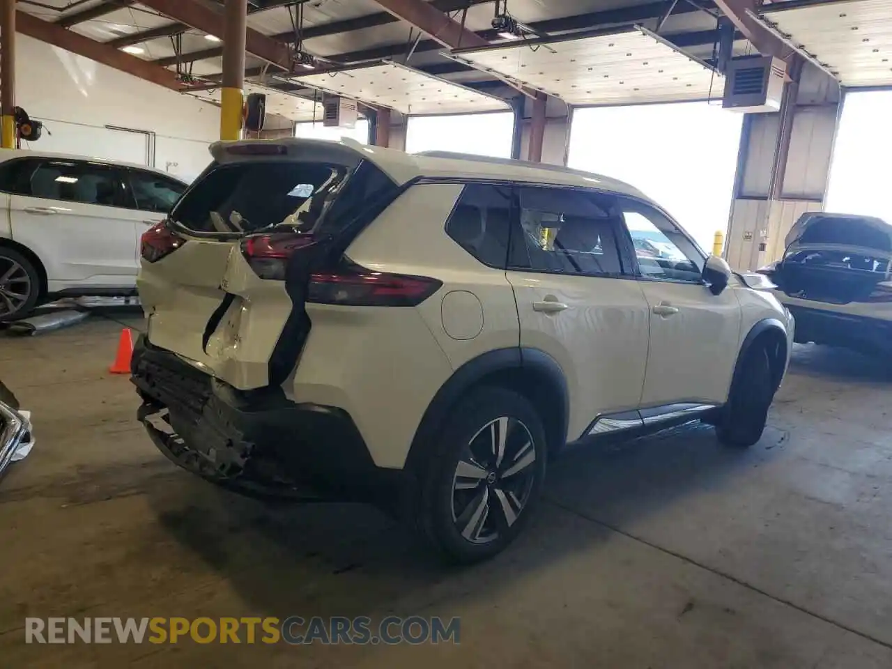 3 Photograph of a damaged car JN8AT3CB8MW242097 NISSAN ROGUE 2021