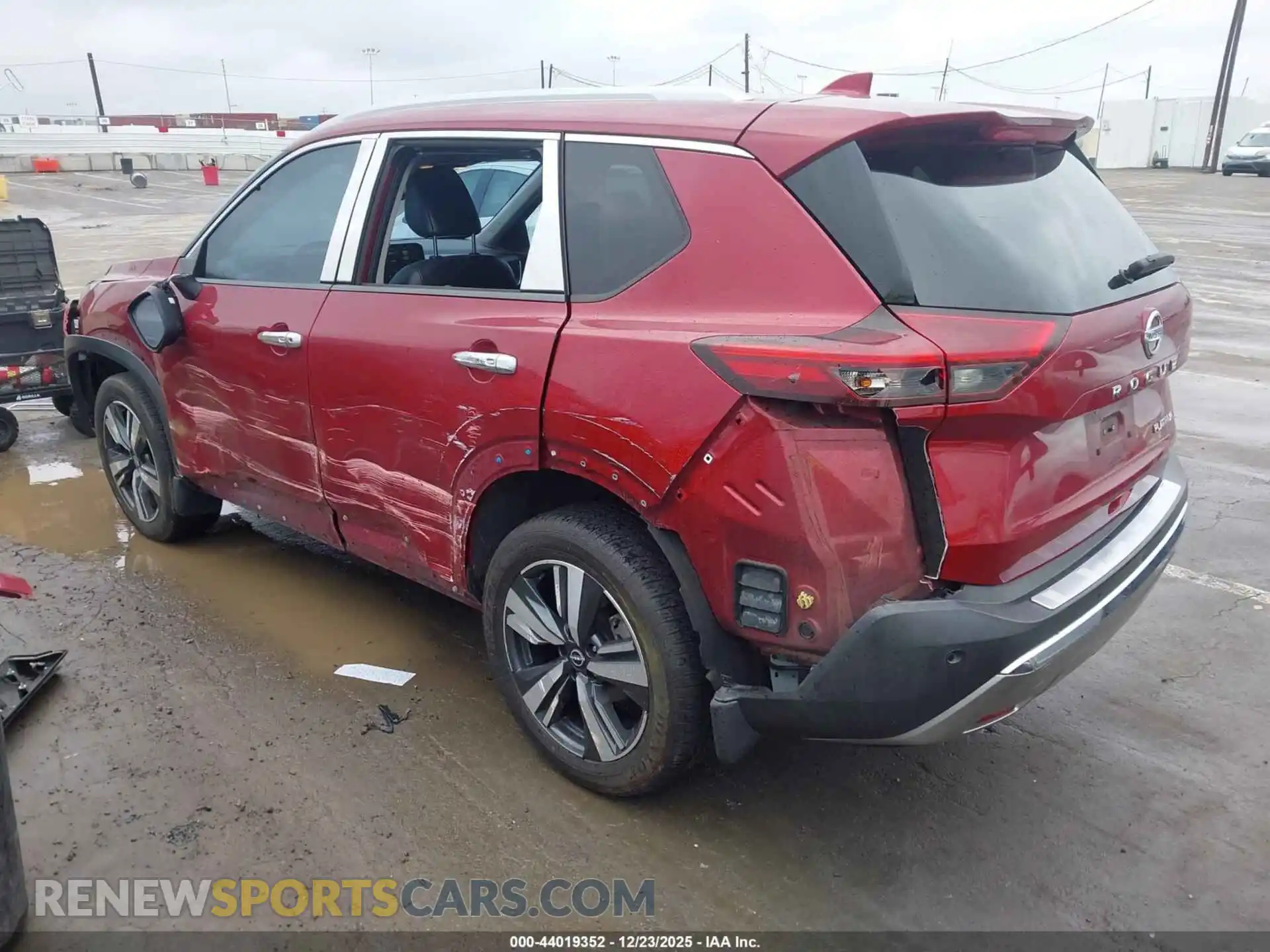 3 Photograph of a damaged car JN8AT3DC9MW102034 NISSAN ROGUE 2021