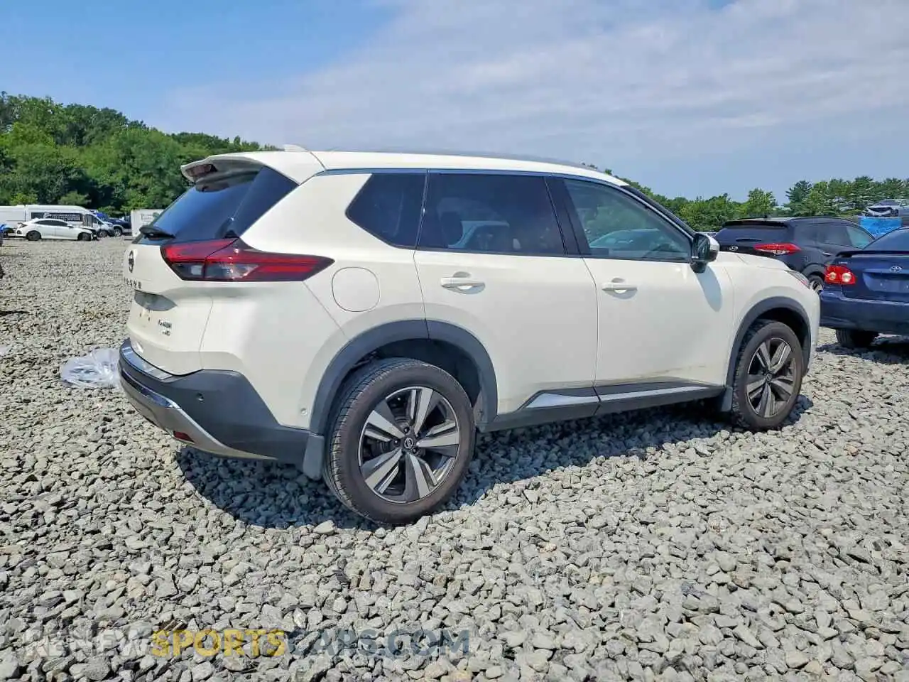 3 Photograph of a damaged car JN8AT3DD0MW307959 NISSAN ROGUE 2021