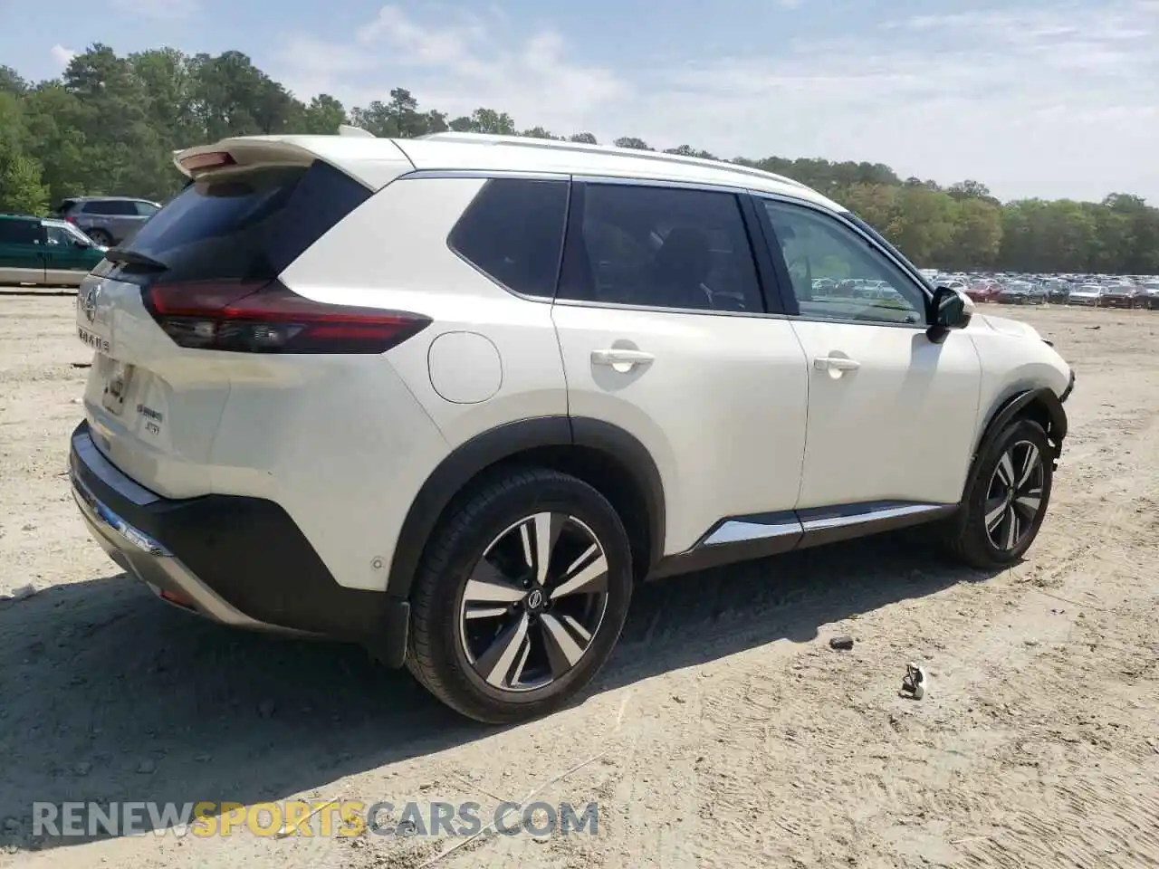 3 Photograph of a damaged car JN8AT3DD4MW313599 NISSAN ROGUE 2021