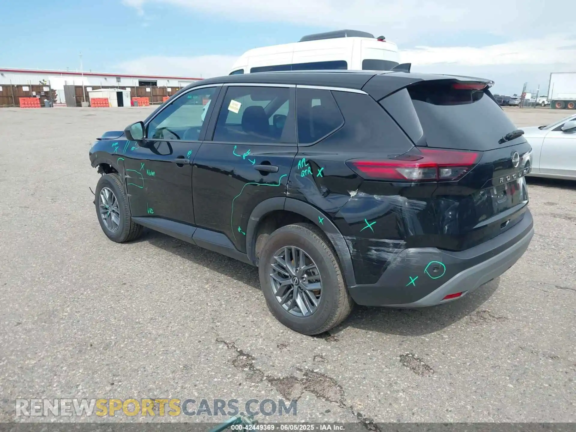 3 Photograph of a damaged car 5N1BT3AA1PC899142 NISSAN ROGUE 2023