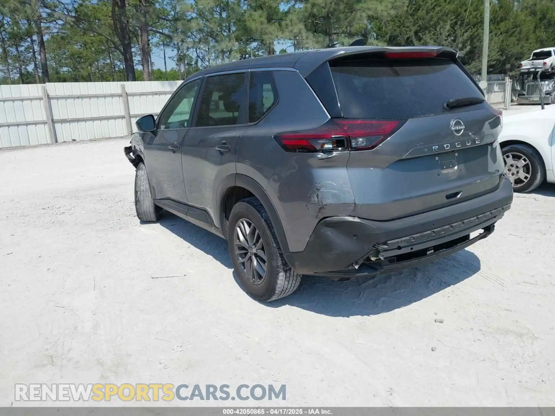 3 fotografías del automóvil dañado 5N1BT3AA5PC896115 NISSAN ROGUE 2023