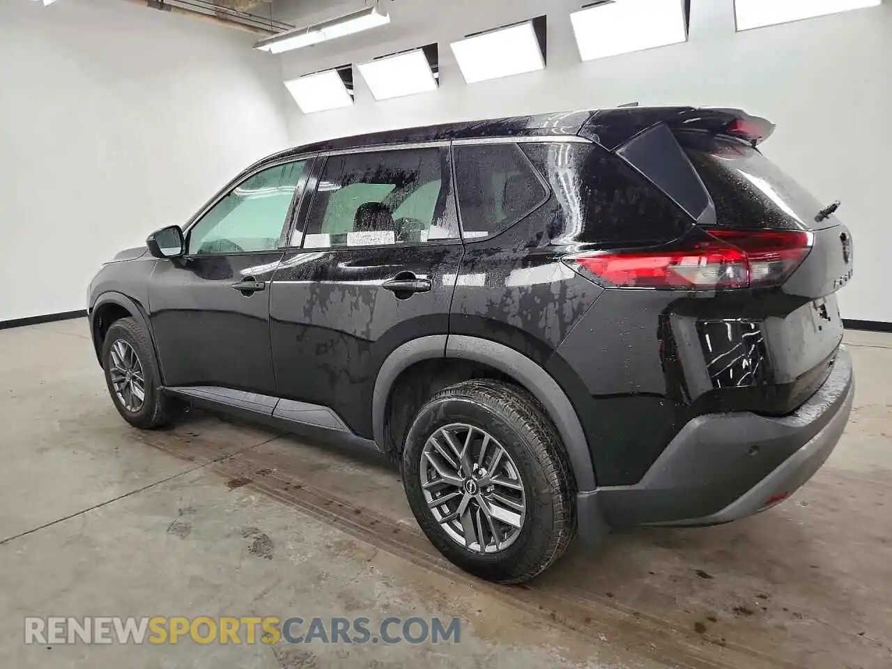 2 Photograph of a damaged car 5N1BT3AB3PC768514 NISSAN ROGUE 2023