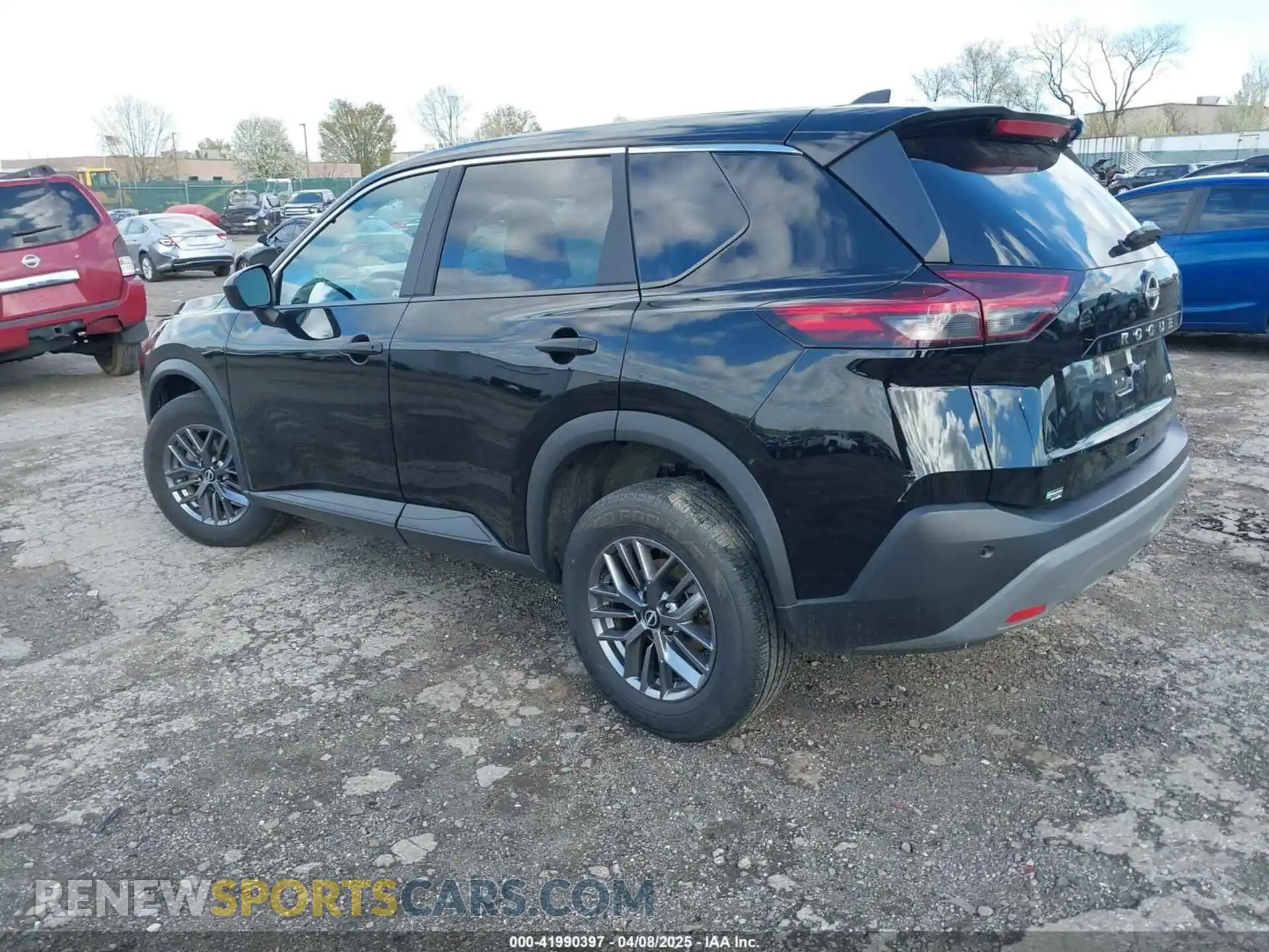 3 Photograph of a damaged car 5N1BT3AB7PC846860 NISSAN ROGUE 2023