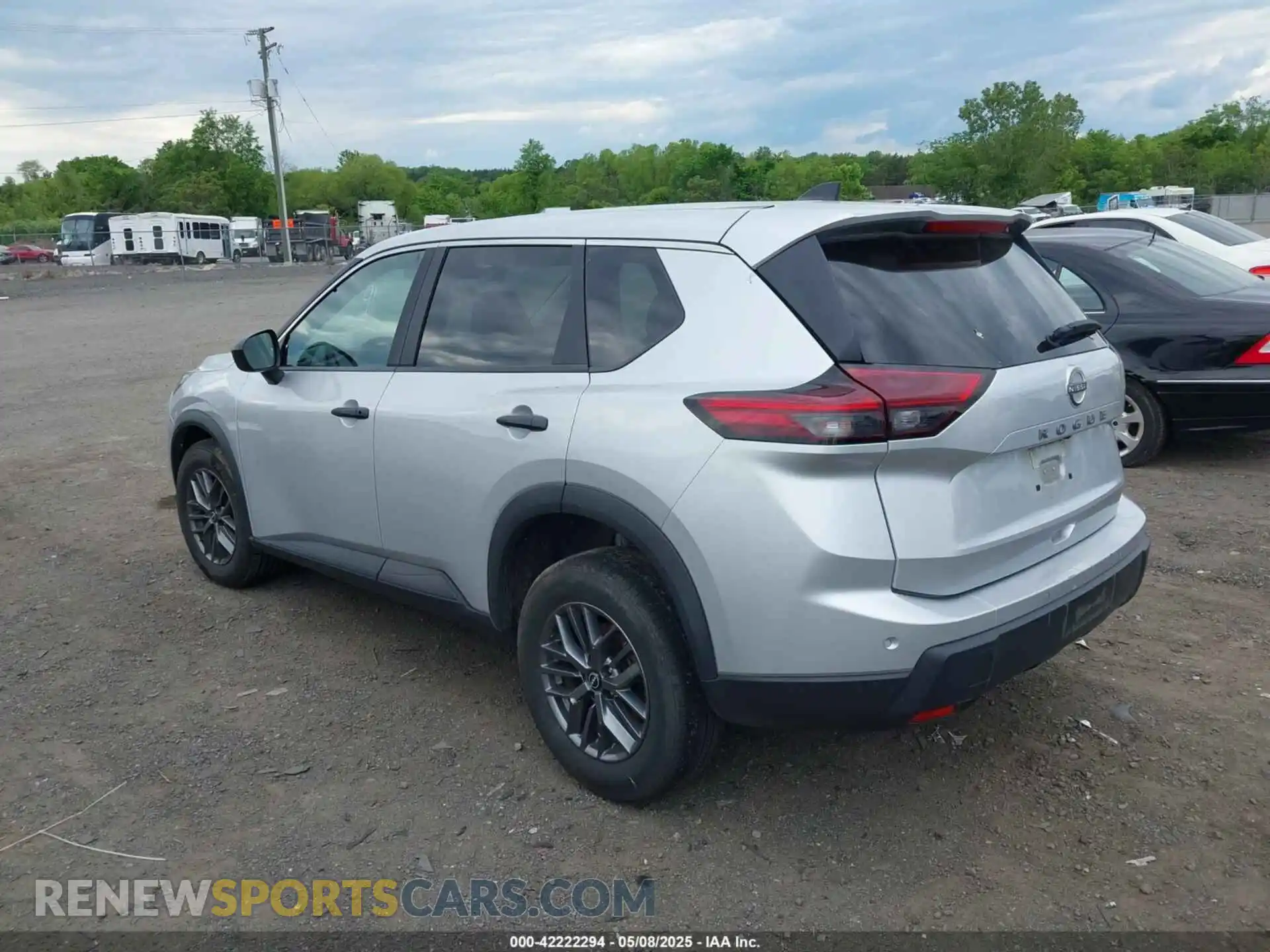 3 fotografías del automóvil dañado 5N1BT3AA9RC672848 NISSAN ROGUE 2024