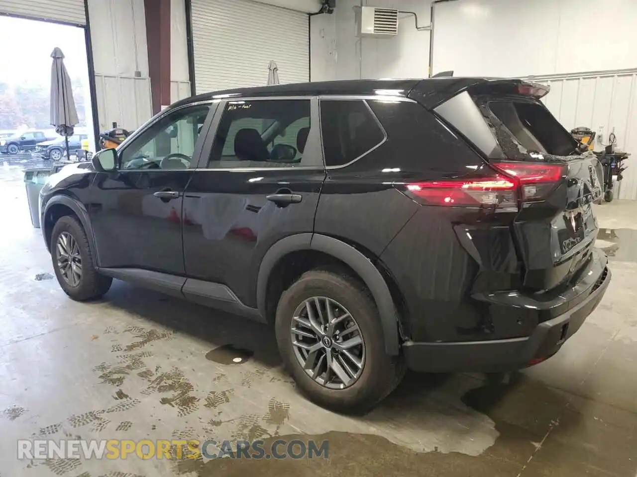 2 Photograph of a damaged car 5N1BT3AB4RC693003 NISSAN ROGUE 2024