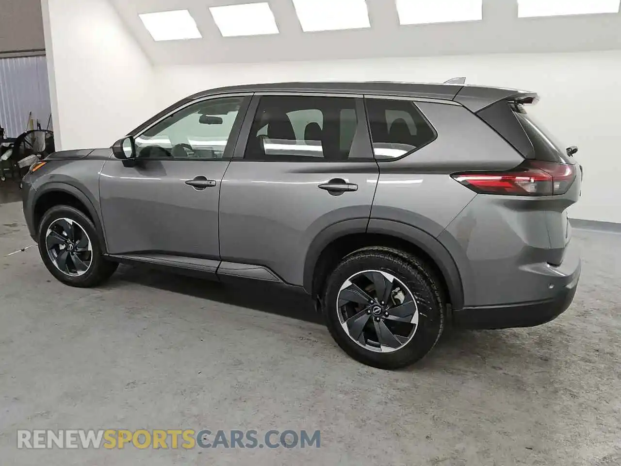 2 Photograph of a damaged car 5N1BT3BA9RC673237 NISSAN ROGUE 2024