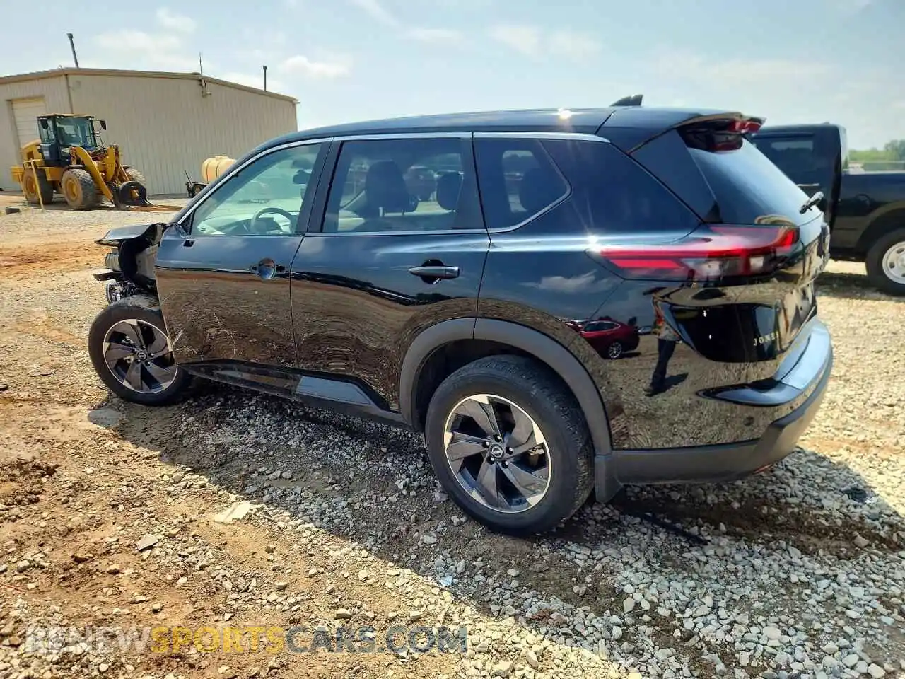 2 fotografías del automóvil dañado 5N1BT3BA2SC866237 NISSAN ROGUE 2025